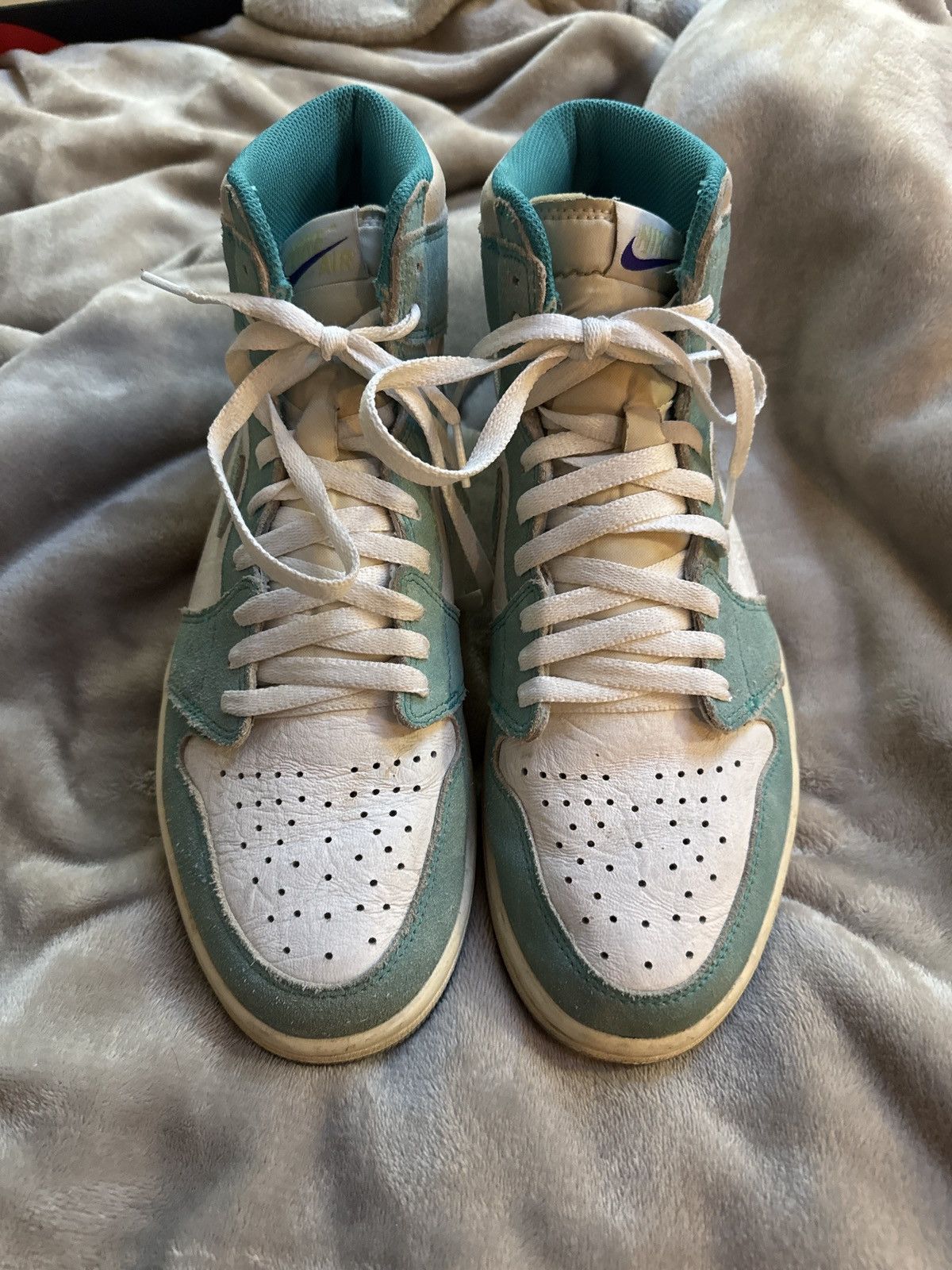 Nike AIR JORDAN 1 RETRO HIGH OG TURBO GREEN Size US 10.5 / EU 43-44 - 4 Thumbnail