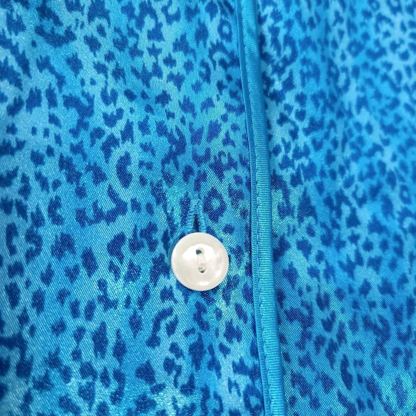 Victoria's Secret VINTAGE: Victoria’s Secret Animal Print Silky Night Sleep Shirt Pajama Womens Medium Blue Size M / US 6-8 / IT 42-44 - 6 Thumbnail