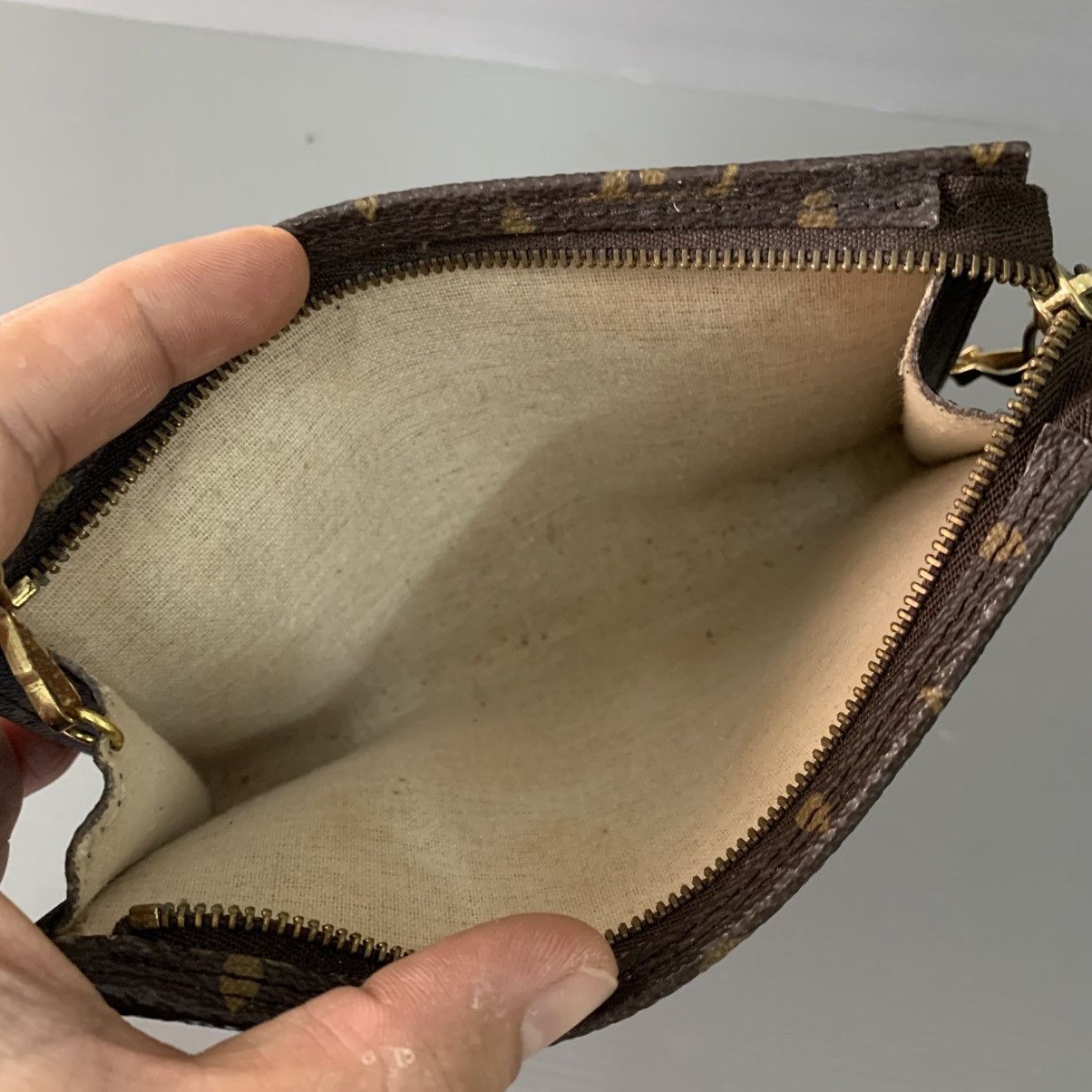 Louis Vuitton Louis Vuitton Mini Pochette Bag Size ONE SIZE - 13 Thumbnail