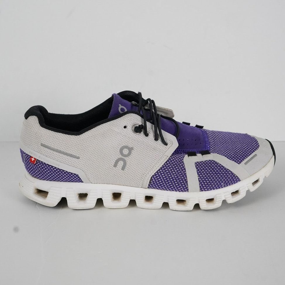 On Running Womens Cloud 5 Combo Black Running Shoes 7.5 in White