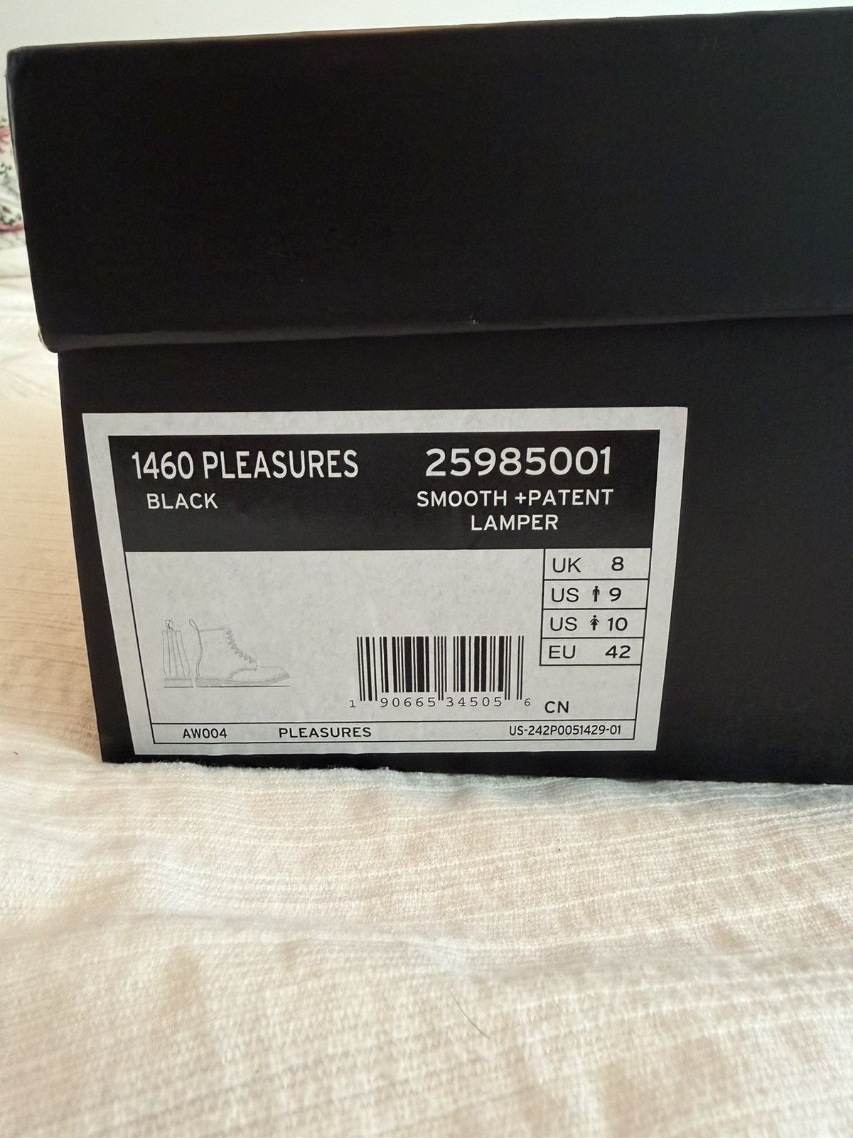 Dr. Martens × Pleasures Dr. Martens 1460 x Pleasures 60th Anniversary US 9 RARE Size US 9 / EU 42 - 8 Thumbnail