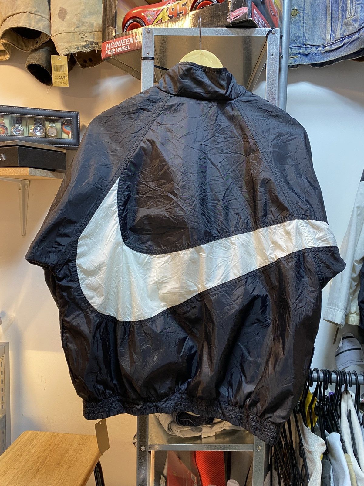 Nike Vintage Nike Big Swoosh Windbreaker Jacket Size US XL / EU 56 / 4 - 3 Thumbnail