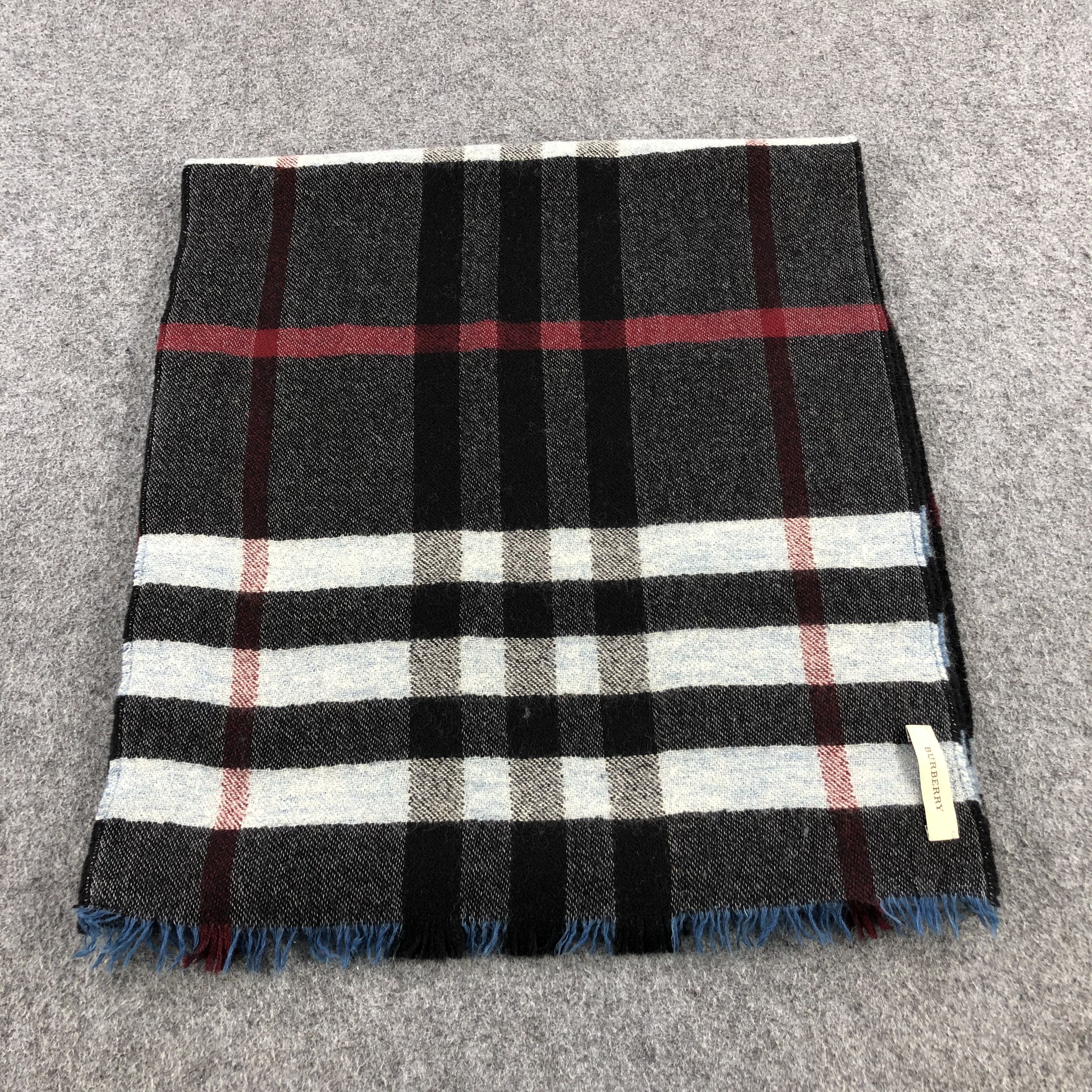 Burberry Burberry Nova Check Wool Scarf Muffler V602 Size ONE SIZE - 2 Thumbnail