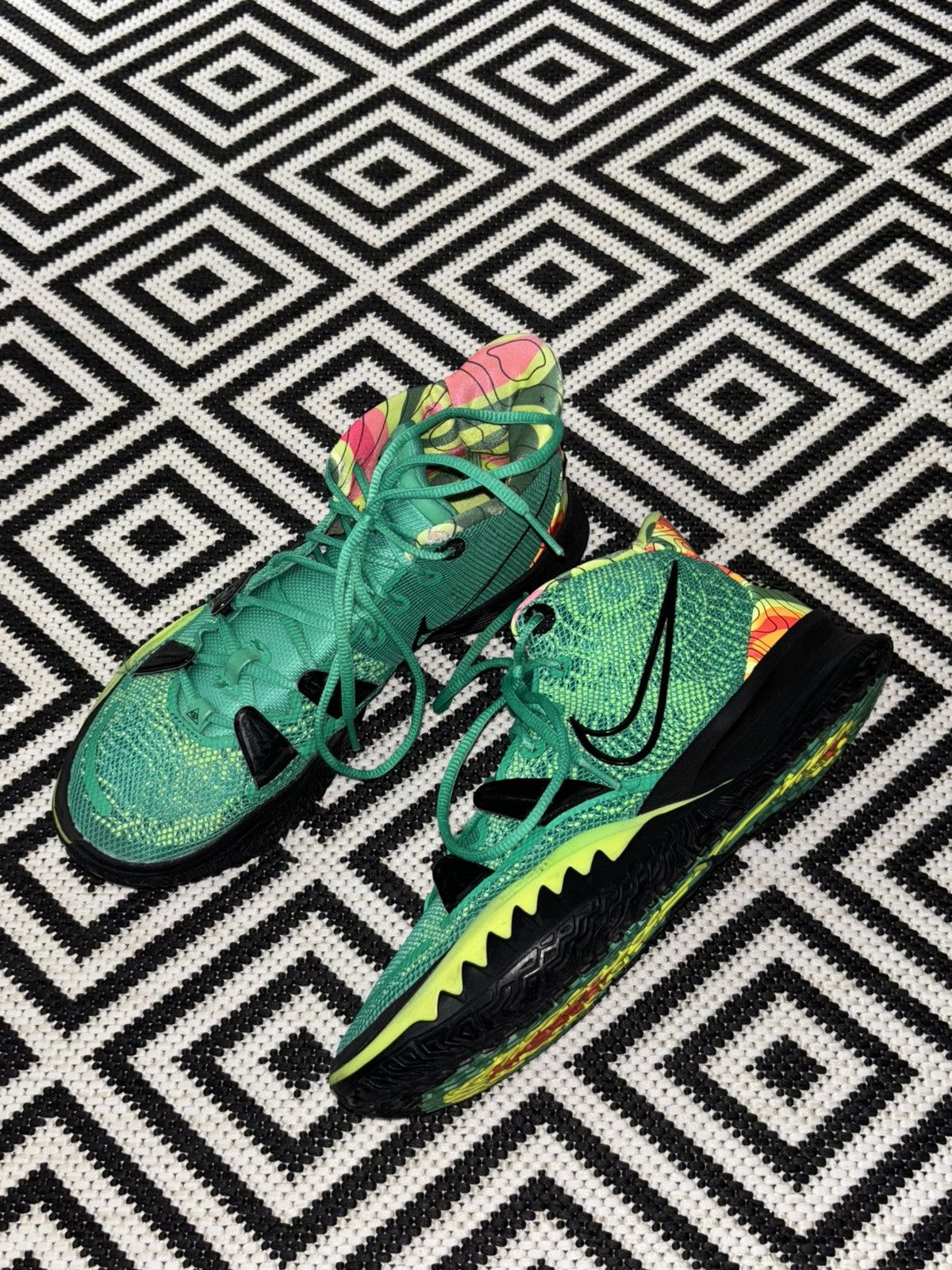 Other Nike Kyrie 7 Weatherman (8.5 US) (42 EU) Size US 8.5 / EU 41-42 - 1 Thumbnail