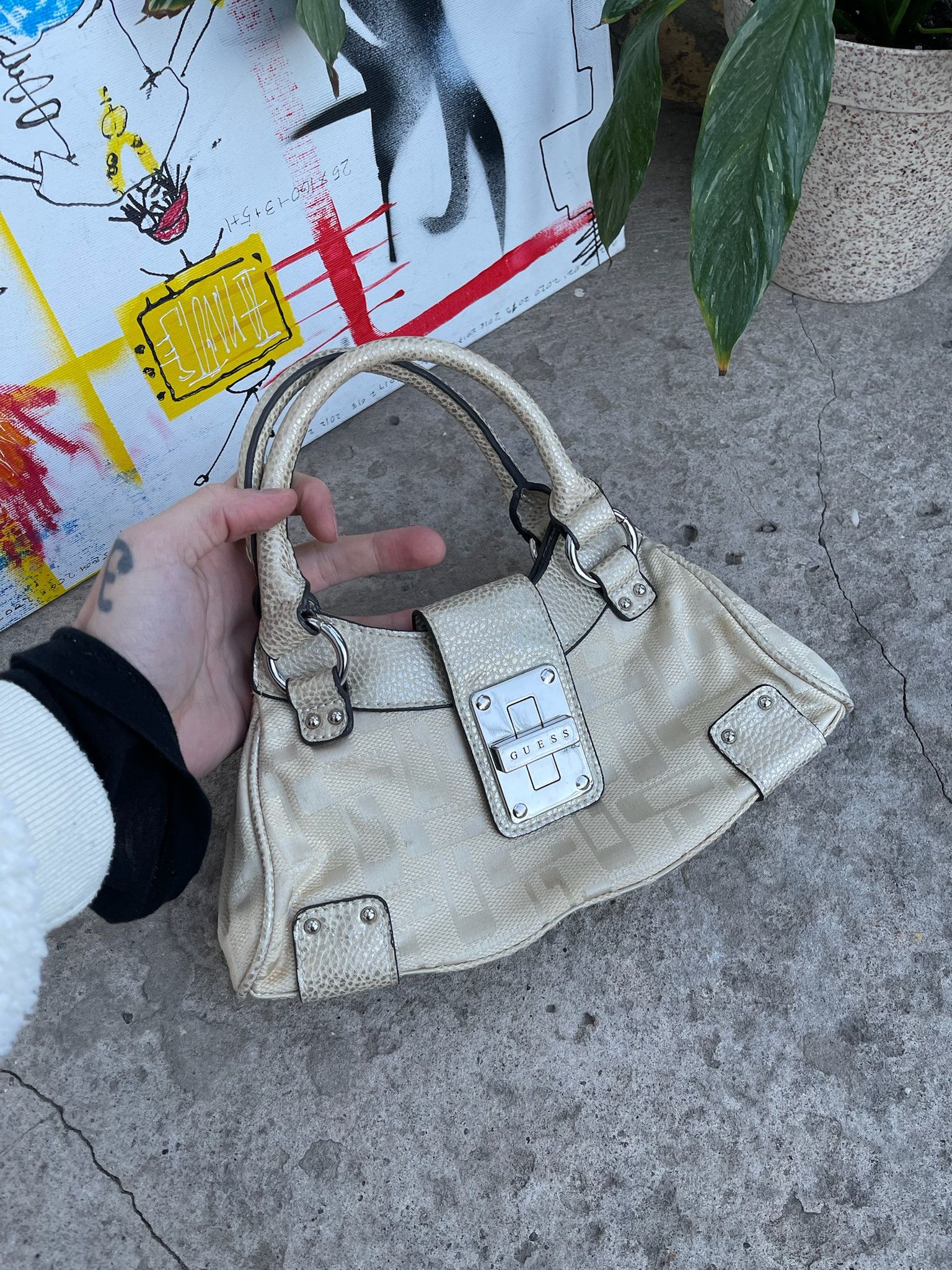 Guess Vintage Handbag GUESS monogram y2k Size ONE SIZE - 1 Thumbnail
