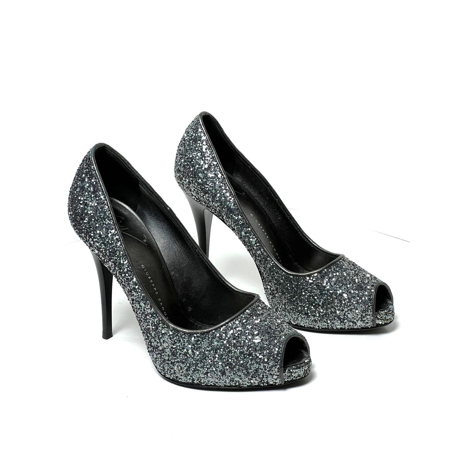 Giuseppe Zanotti Giuseppe Zanotti Womens Heels Silver Pumps Shoes Size 35.5 Size US 5.5 / IT 35.5 - 1 Thumbnail