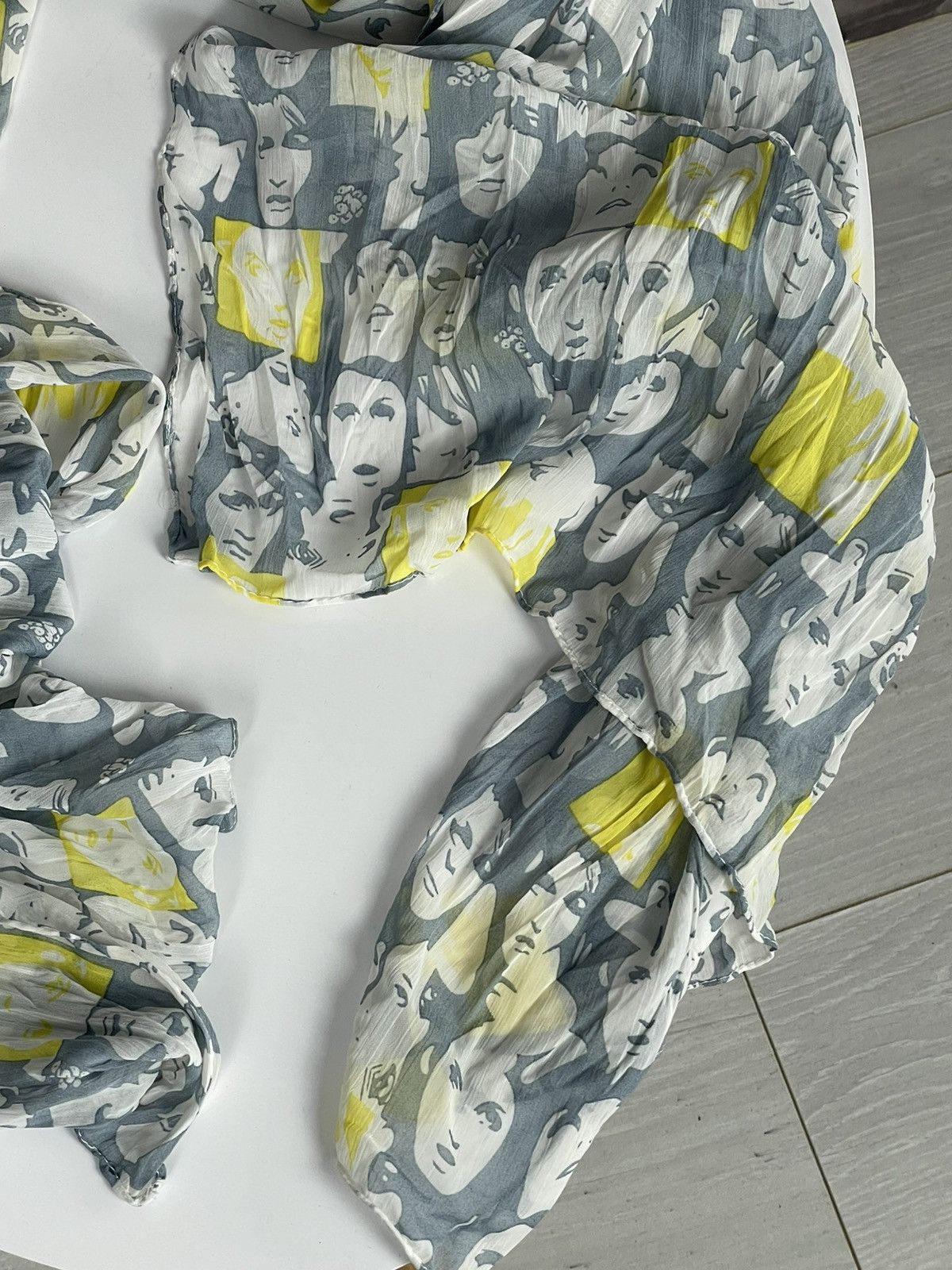 Designer × Japanese Brand Japanese Sexy Logo Mesh Vintage Y2K Scarf Size ONE SIZE - 4 Thumbnail