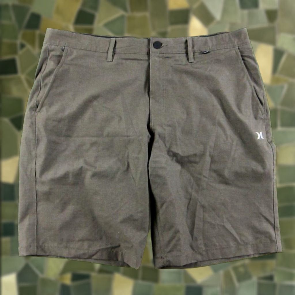 Hurley VINTAGE Hurley Army Green Lightweight Active Stretch Pocket Chino Shorts Men 38 Size US 38 / EU 54 - 1 Thumbnail