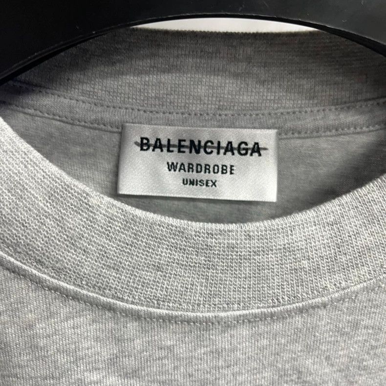 Balenciaga Balenciaga latest gray cola embroidered logo round neck sho Size US S / EU 44-46 / 1 - 2 Thumbnail