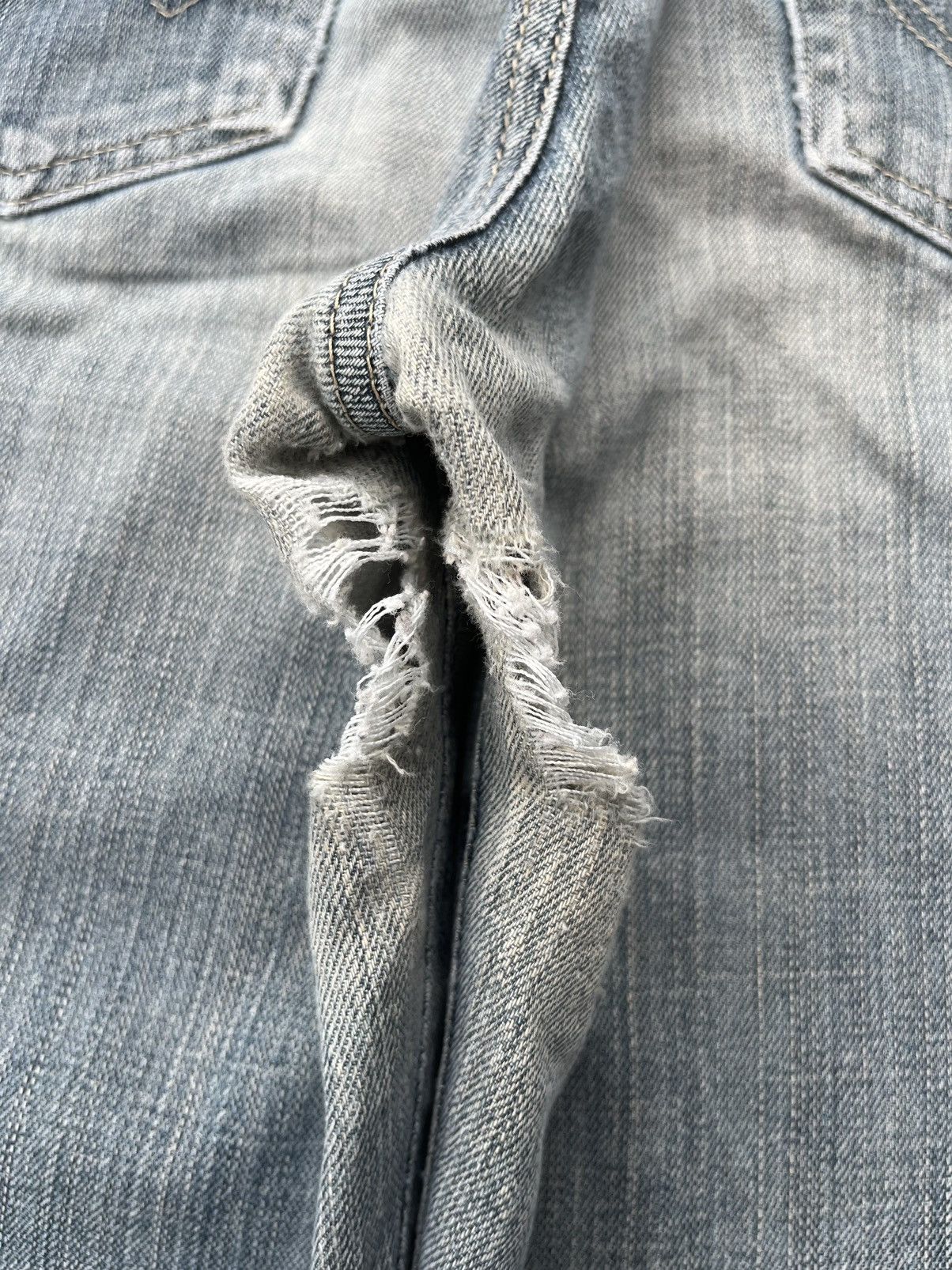 Edwin × Japanese Brand × KMRii Vintage Japanese Brand Blue Washed Straight Frayed Leg Jeans Size US 29 - 5 Thumbnail