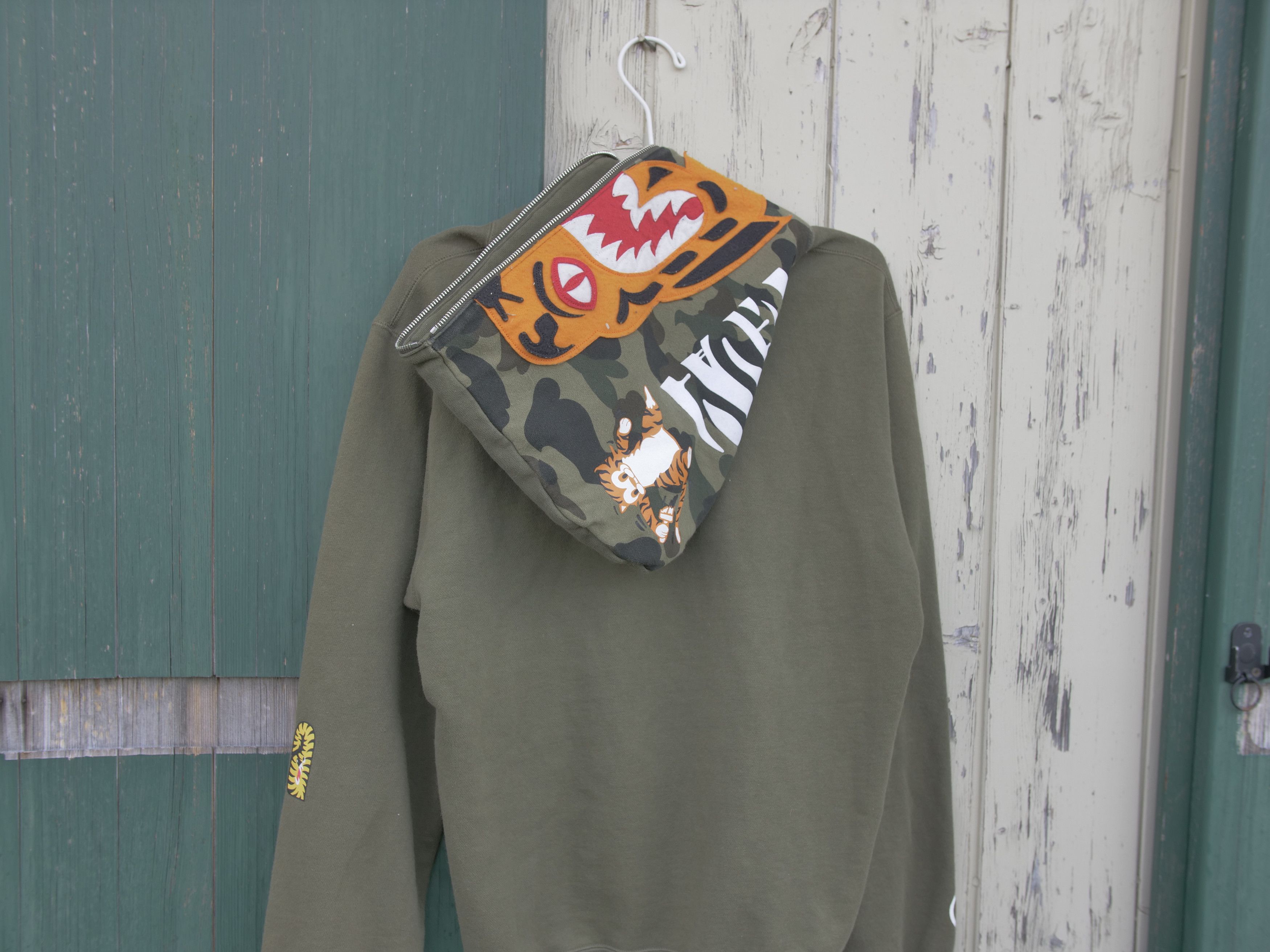 Bape 1st Camo Tiger Half Zip Hoodie Size US L / EU 52-54 / 3 - 3 Thumbnail
