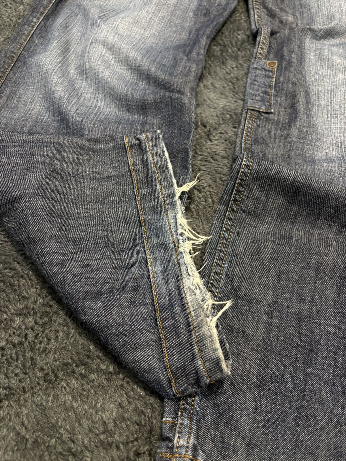 Japanese Brand Vintage 2000s Distressed Baggy Buckle Jeans Levis Style Size US 34 / EU 50 - 8 Thumbnail