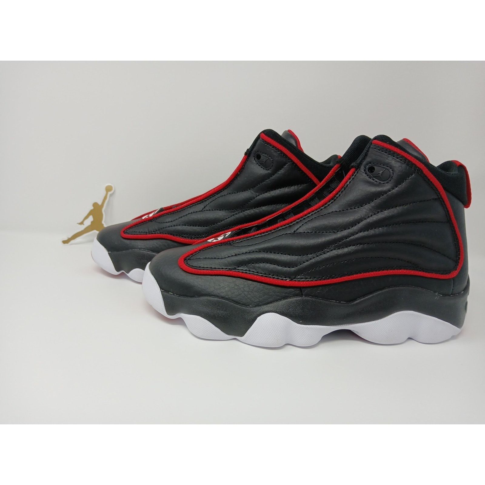 Jordan Brand Air Jordan Pro Strong GS Bred Black Sneakers Kids Size 6.5Y Size US 6.5 / EU 39-40 - 16 Thumbnail
