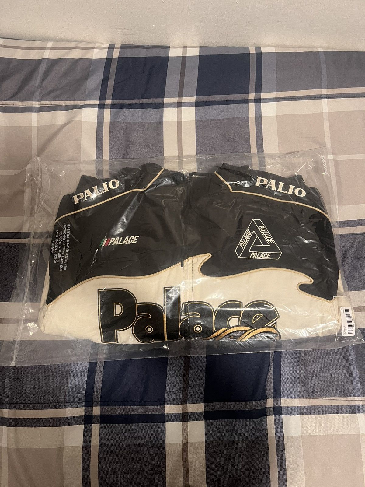 ジャケット・アウター Palace Pasta Jacket Concrete Black S Palace Pasta Jacket Concrete Black | Palace | KershKicks