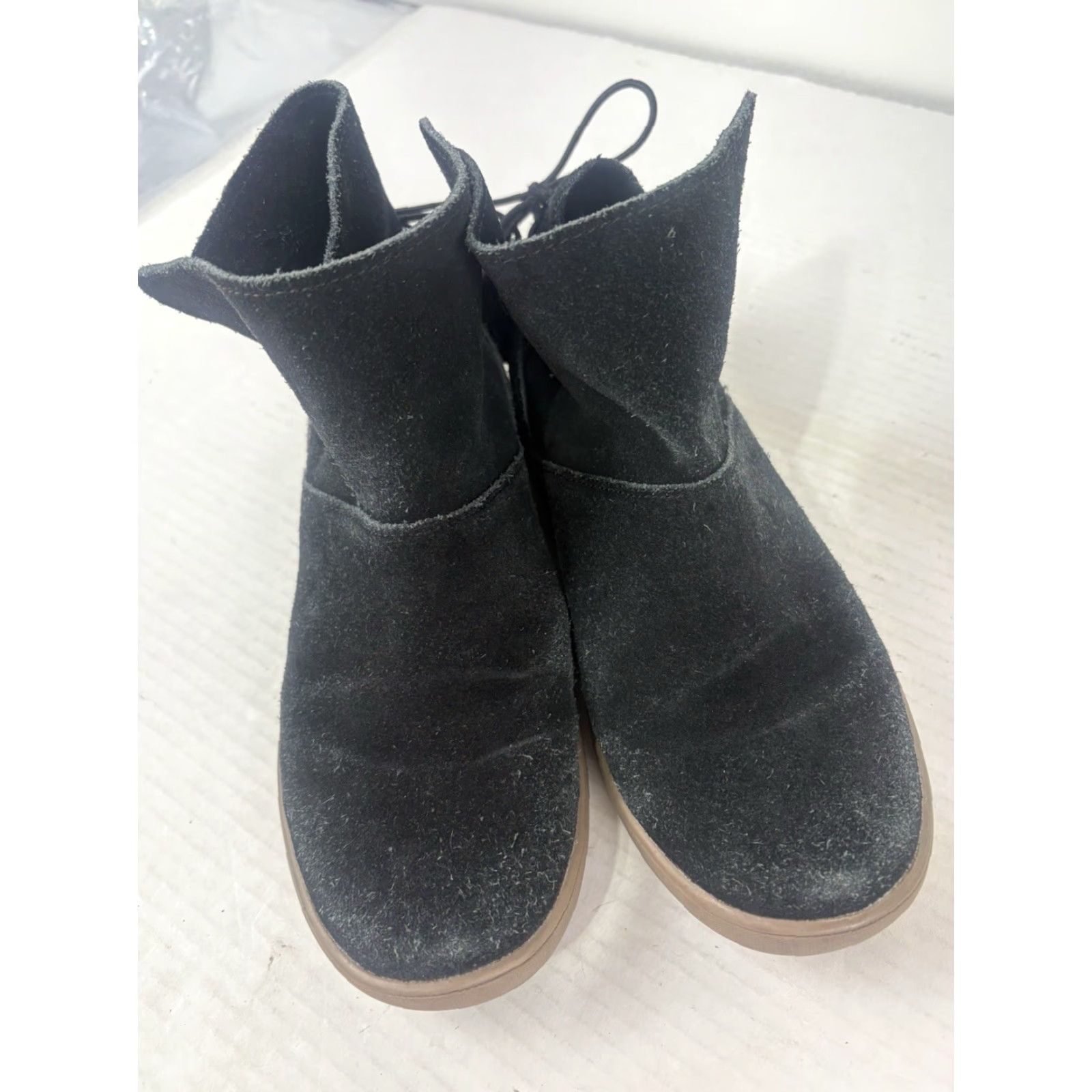 Vintage VINTAGE Koolaburra By Ugg Black Leather Ankle Booties Women Size 7 Casual Winter Fall Boots Size US 7 / IT 37 - 2 Thumbnail