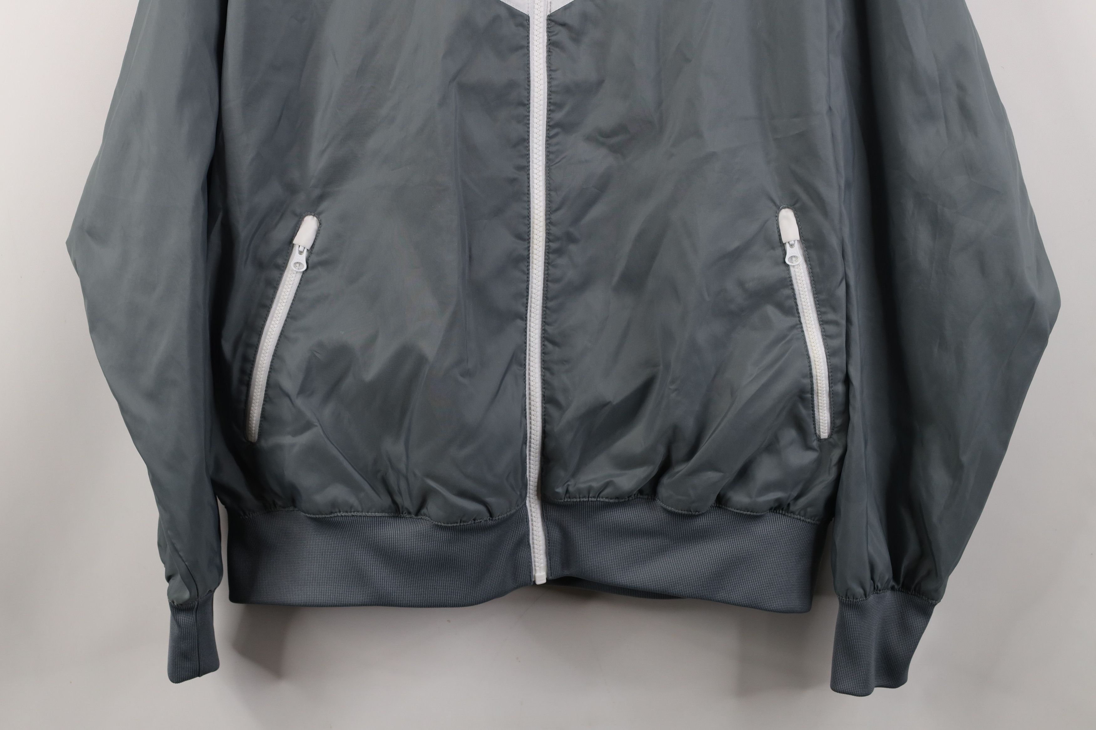 Nike Y2K Nike Color Block Hooded Windrunner Windbreaker Jacket Size US M / EU 48-50 / 2 - 3 Thumbnail
