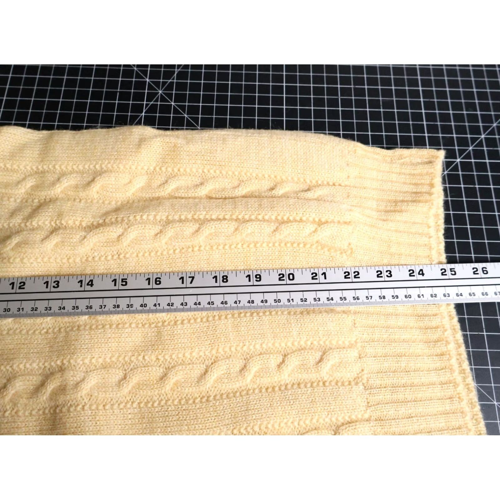 Vintage VINTAGE Unbranded Sweater Mens Large Yellow Virgin Wool Cable Knit Lightweight Crew Neck Pullover 80s Size US L / EU 52-54 / 3 - 6 Thumbnail