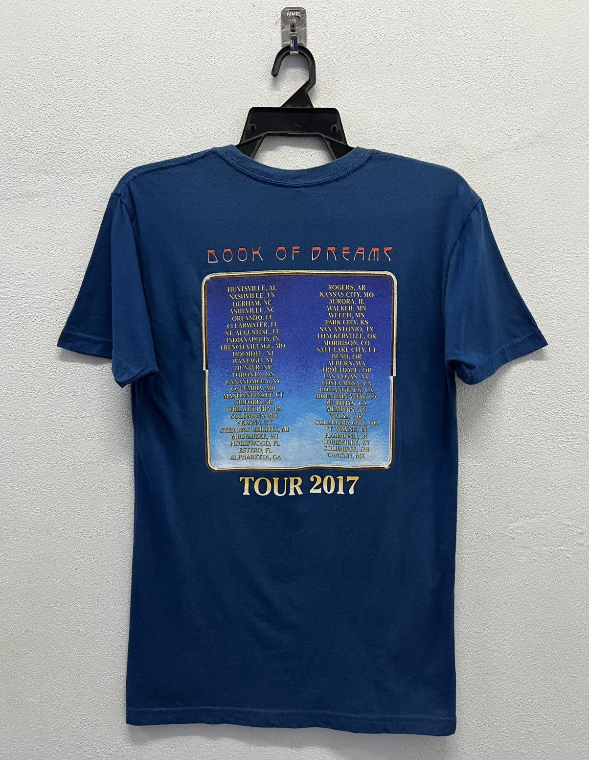 Band Tees THE STEVE MILLER BAND BOOK OF DREAMS TOUR 2017 SHIRT Size US S / EU 44-46 / 1 - 2 Thumbnail