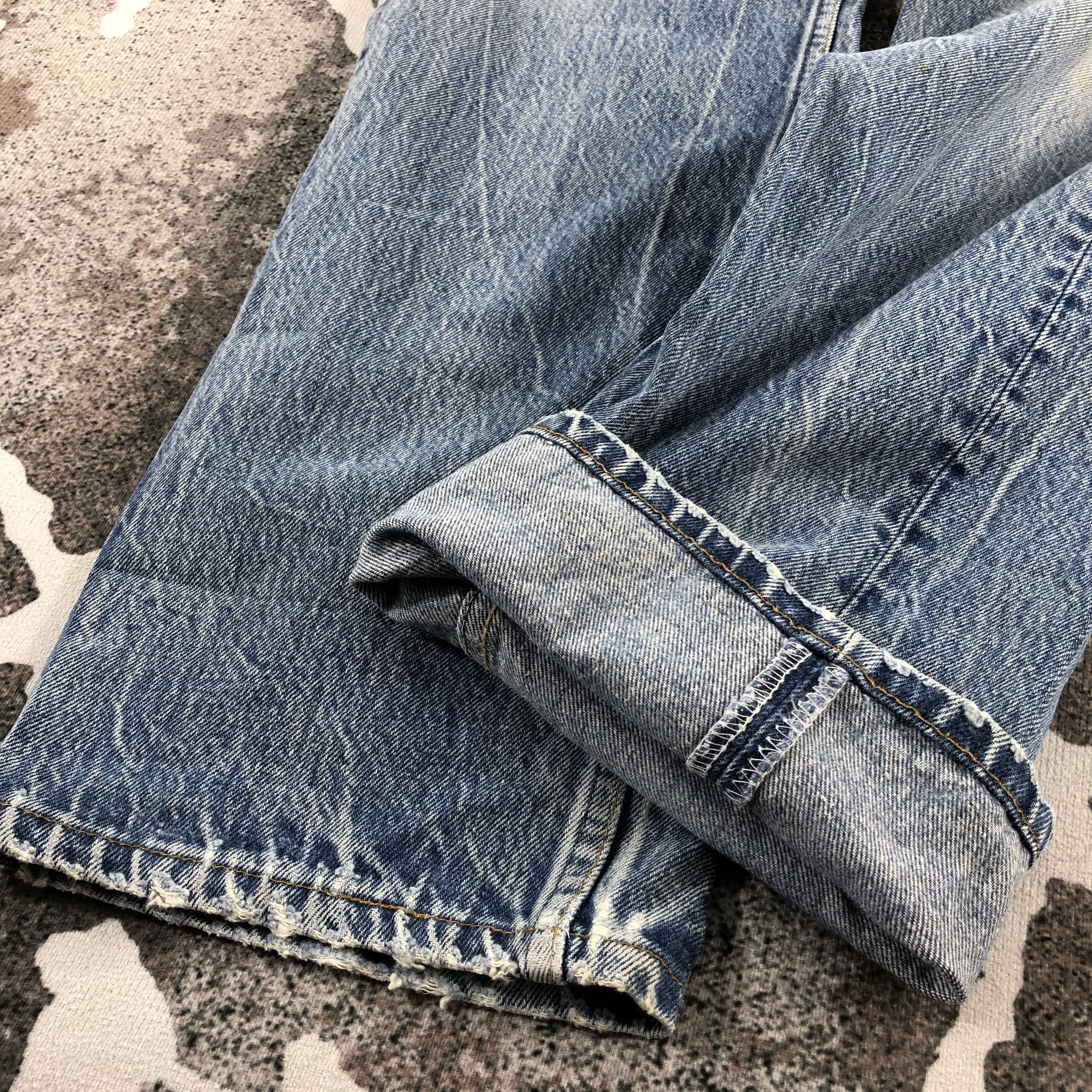 Levi's Vintage Levis 501 Jeans Stone Wash Distres Denim KJ1236 Size US 35 - 7 Thumbnail