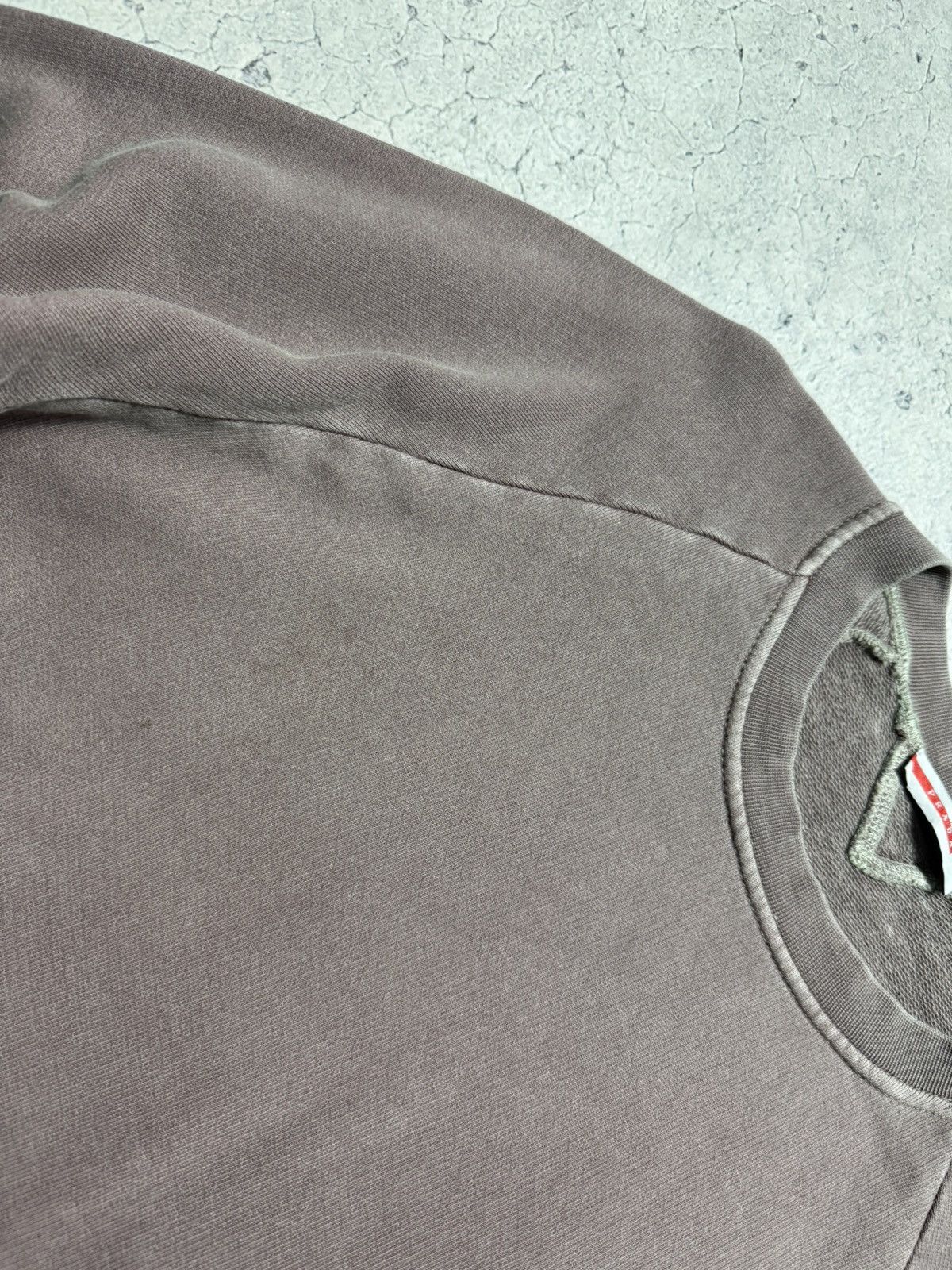 Prada Prada Luxury Vintage Sweatshirt Logo Size S Size US S / EU 44-46 / 1 - 7 Thumbnail