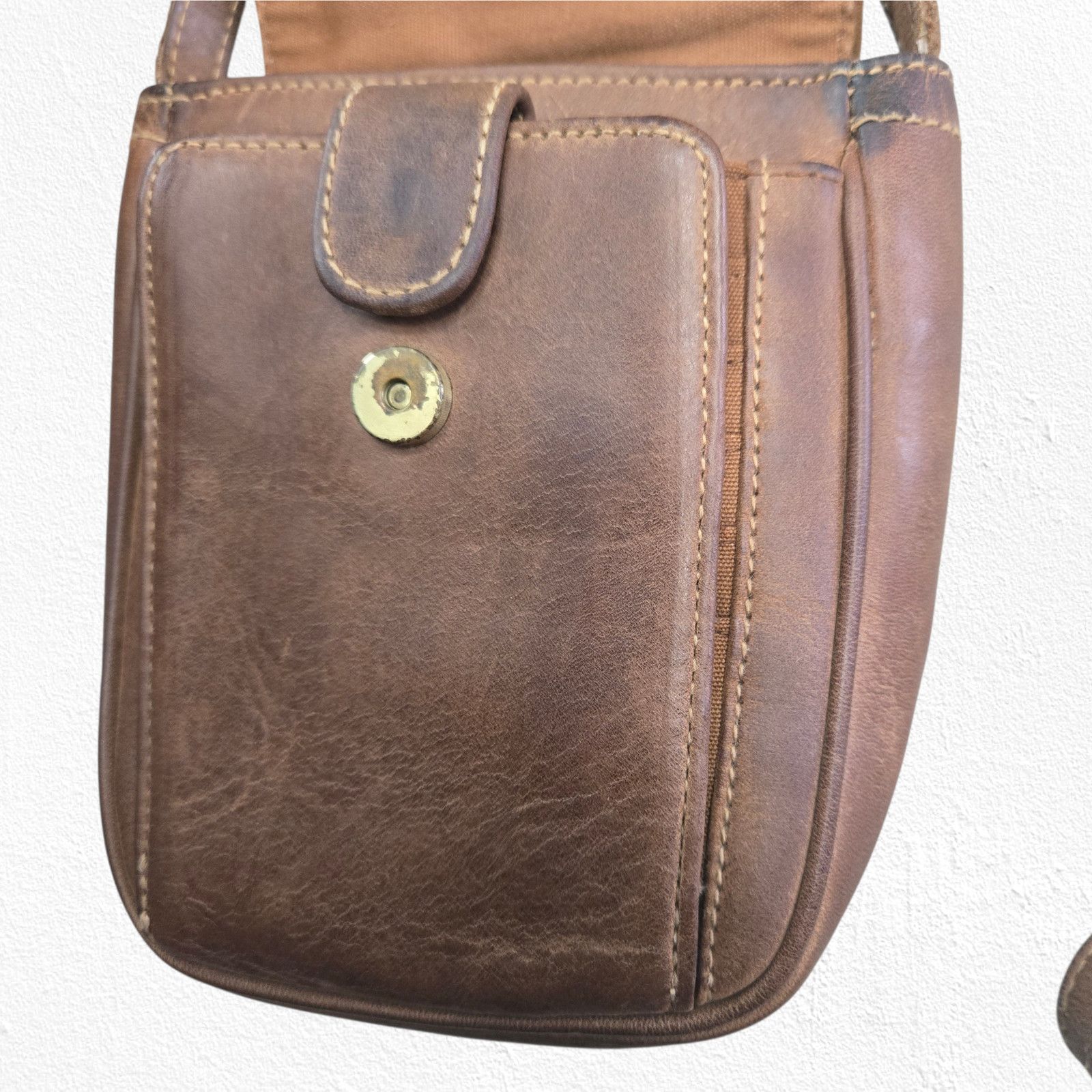 G.H. Bass & Co. Vintage 90s Leather Crossbody Bag Size ONE SIZE - 6 Thumbnail
