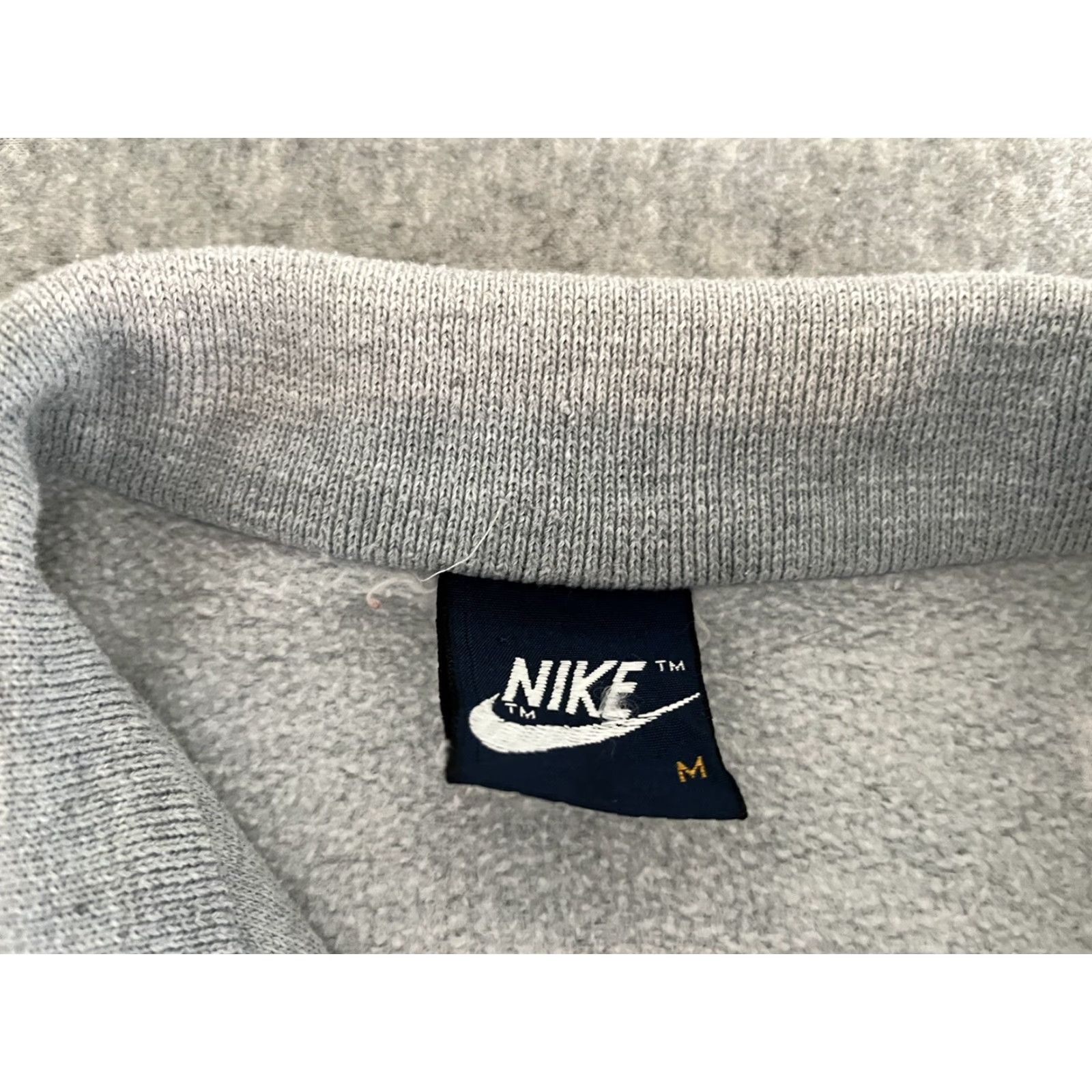 Nike VINTAGE Nike Blue Tag Gray Sweater Vest Medium Jacket/Coat/Sweatshirt? Size US M / EU 48-50 / 2 - 4 Thumbnail