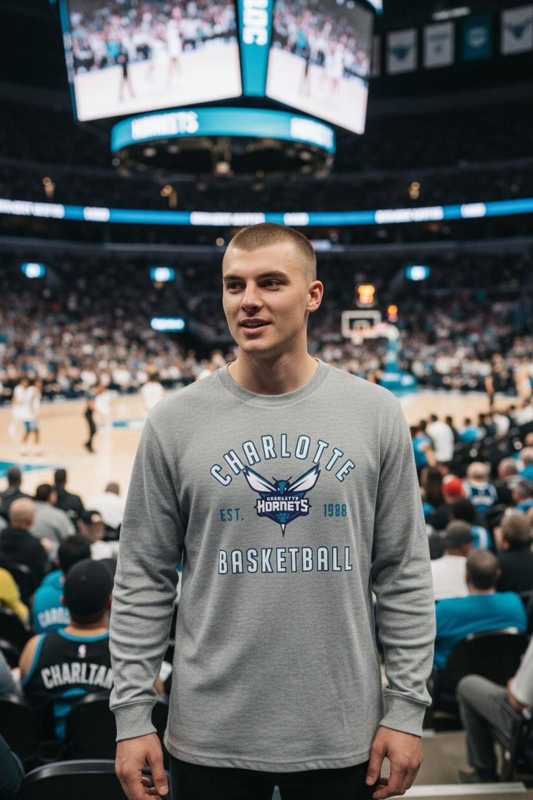 NBA Charlotte Hornets Basketball Long Sleeve Thermal Shirt Size ONE SIZE - 1 Thumbnail