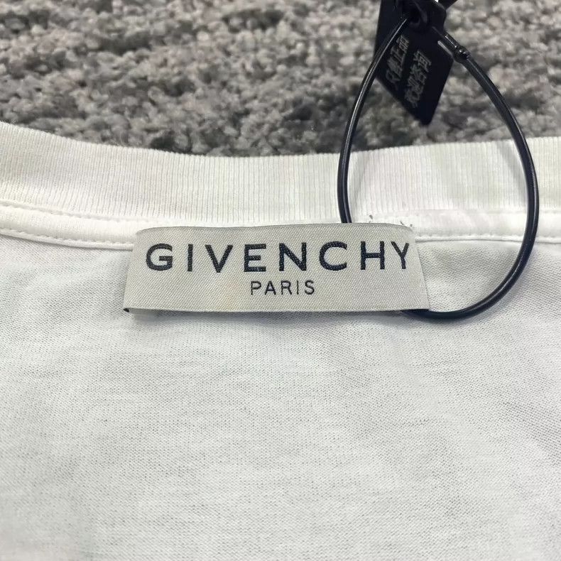 Givenchy Givenchy Graffiti Letter Logo Short Sleeve 2505-Nextarrow Size US S / EU 44-46 / 1 - 4 Thumbnail