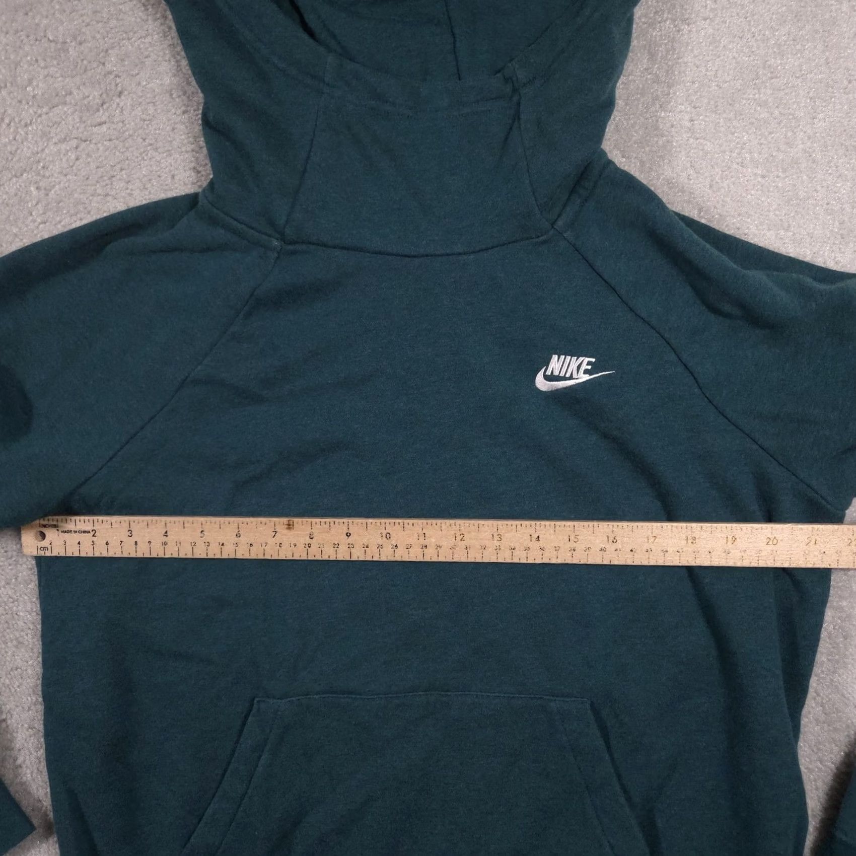 Nike Nike Hoodie Womens Large Green Pullover Fleece Kangaroo Pocket Swoosh Logo Size L / US 10 / IT 46 - 7 Thumbnail