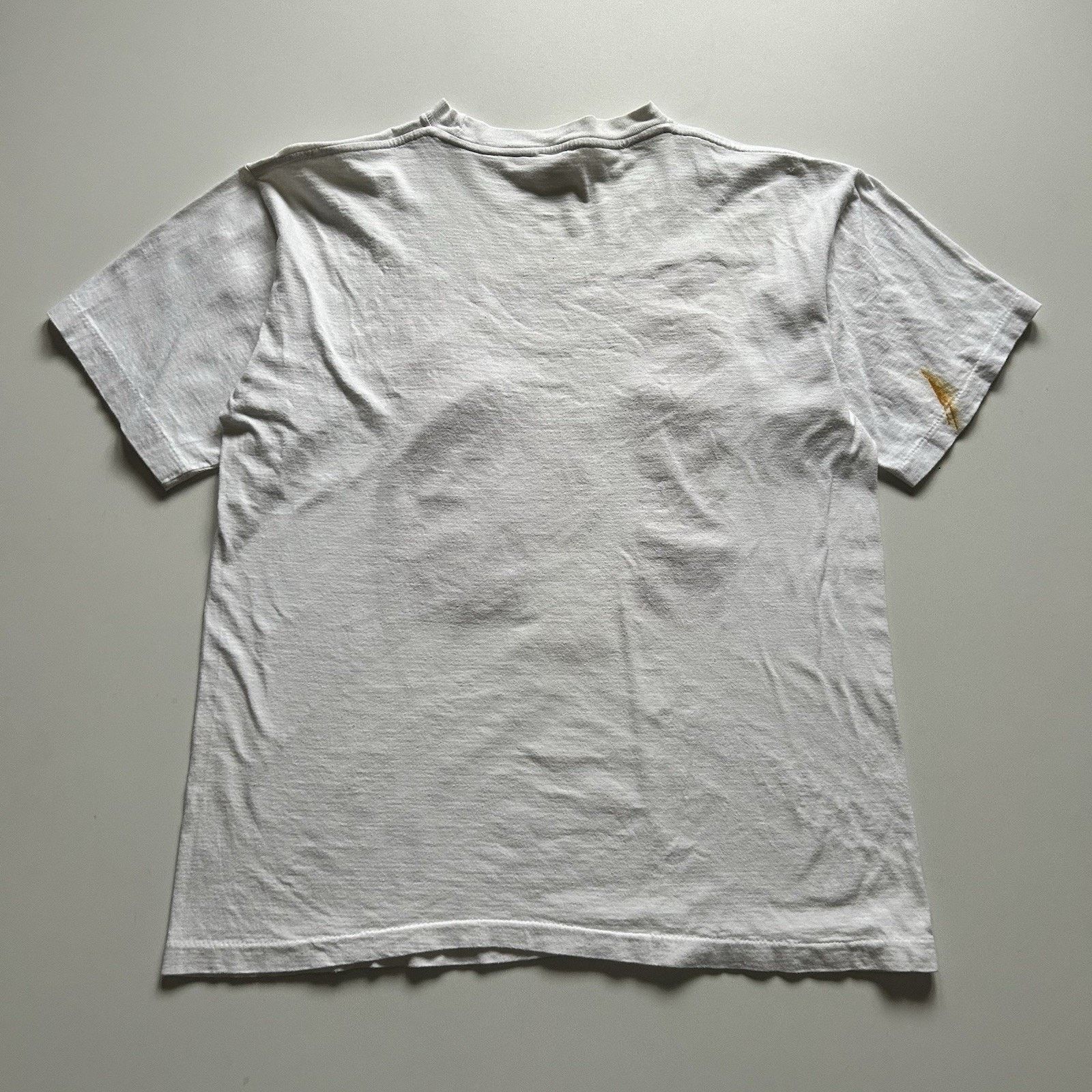 Vintage Vintage 90s Canada Flag T-Shirt Large White Maple Leaf Rare Size US L / EU 52-54 / 3 - 7 Thumbnail