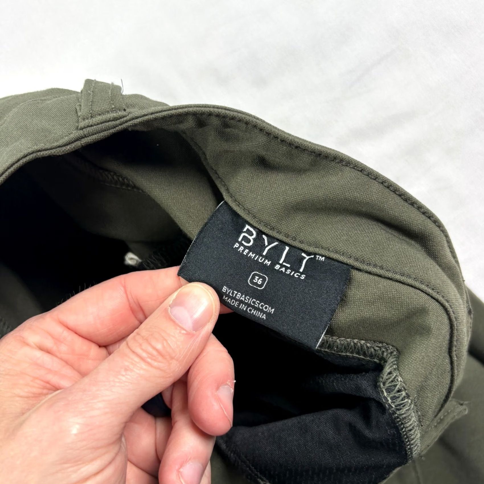 Vintage BYLT Everyday Jogger Pants Mens 36 Green Tapered Stretch Athleisure Slim Front Zip Pants W34 L27 Casual Shoes? Size US 36 / EU 52 - 3 Thumbnail