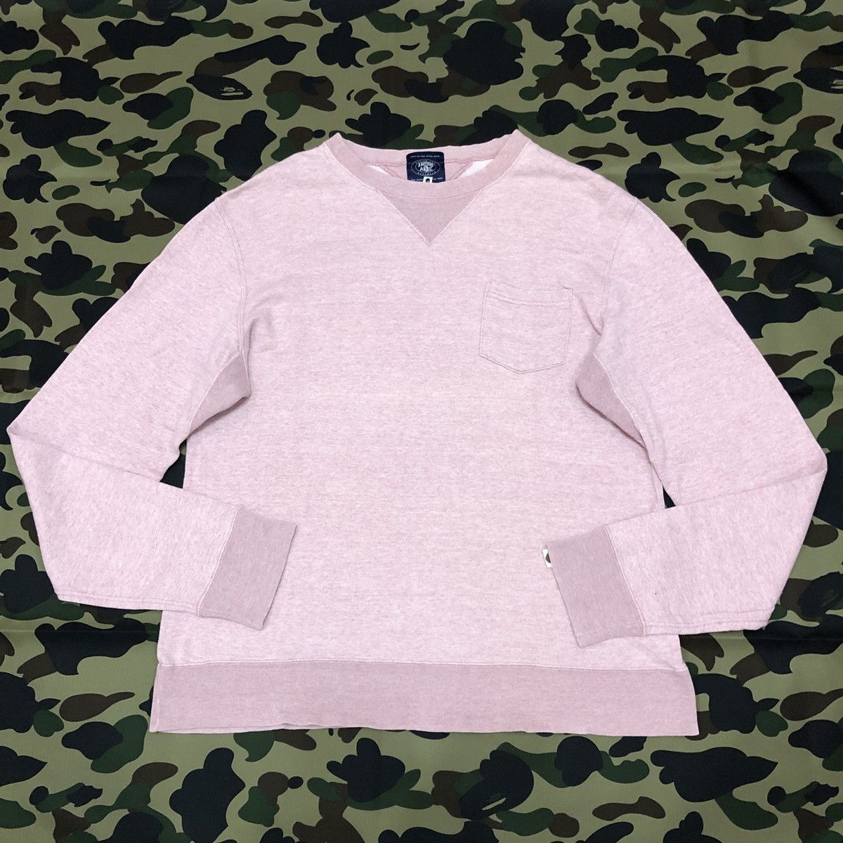 Bape Bape Single Pocket Plain Sweatshirt Size US M / EU 48-50 / 2 - 1 Thumbnail