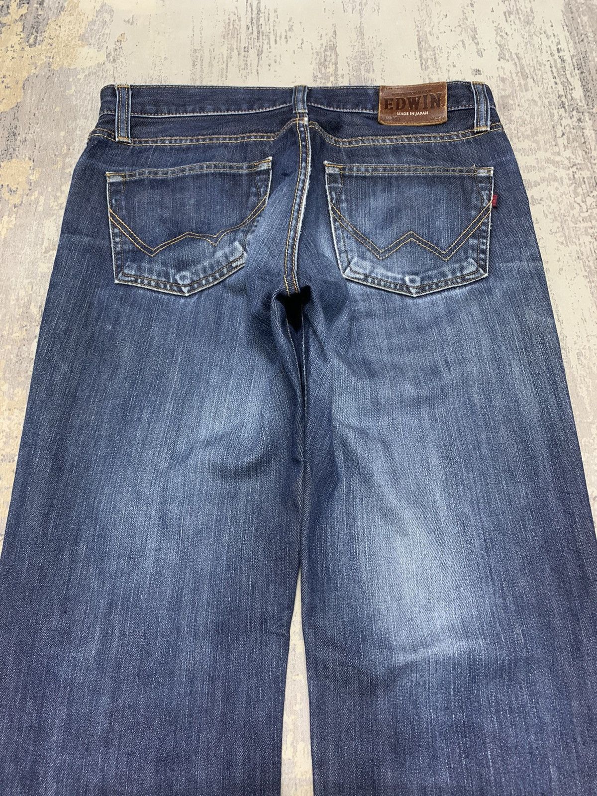 Japanese Brand Vintage EDWIN International Basic Distressed Denim Jean Size US 33 - 13 Thumbnail