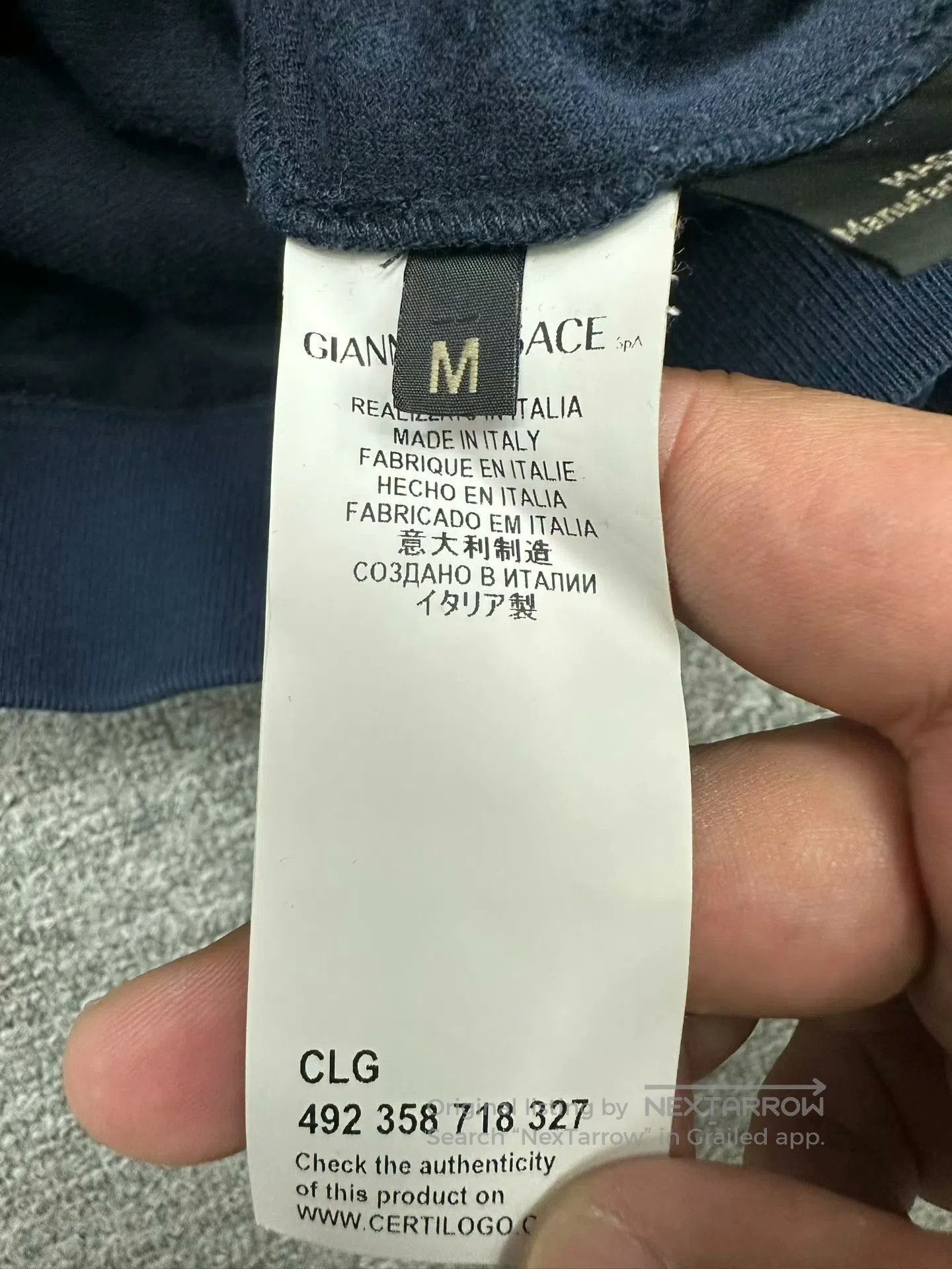 Versace versace velvet medusa hoodie size m. Size US M / EU 48-50 / 2 - 4 Thumbnail