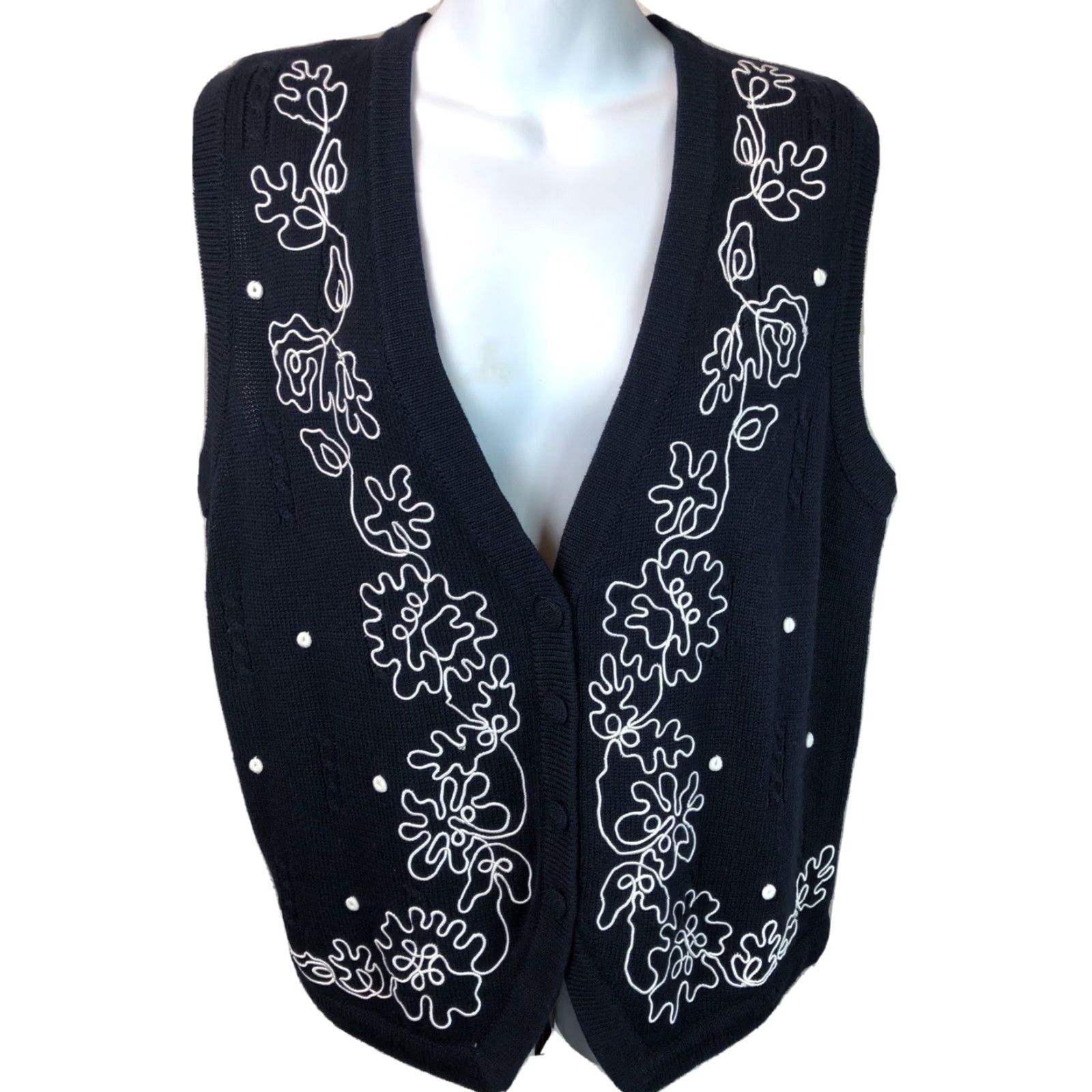 Vintage VINTAGE Alfred Dunner Sweater Vest Women S Blue Embroidered Button V-neck 90s Cottagecore Knit Sleeveless Casual Workwear Fall Winter Spring Size S / US 4 / IT 40 - 2 Thumbnail