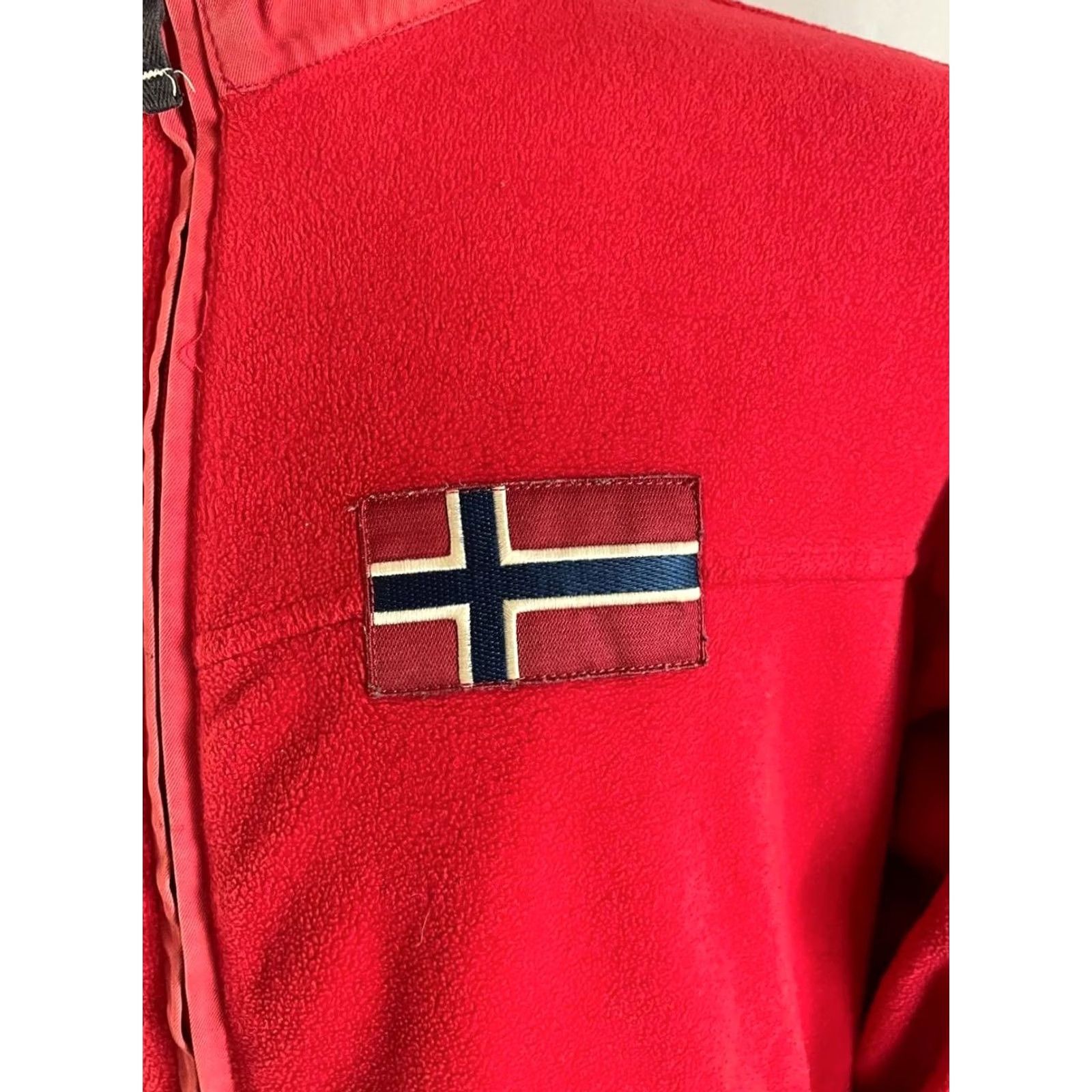Napapijri Napapijri Jacket Men L Red Long Sleeve Fleece Polyester Zip 66CM 59CM Breathable Lightweight Winter Campus Business Casual Sports Size US L / EU 52-54 / 3 - 4 Thumbnail
