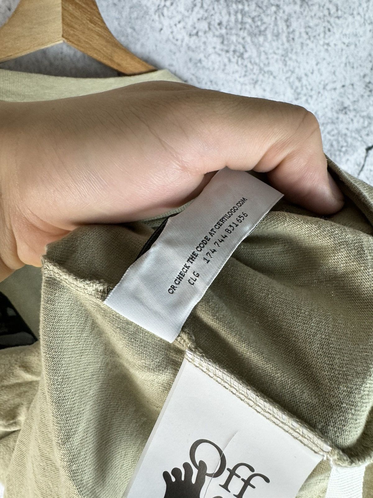 Off-White Off-White S/S22 Caravaggio Tee Sand Medium Size US M / EU 48-50 / 2 - 7 Thumbnail