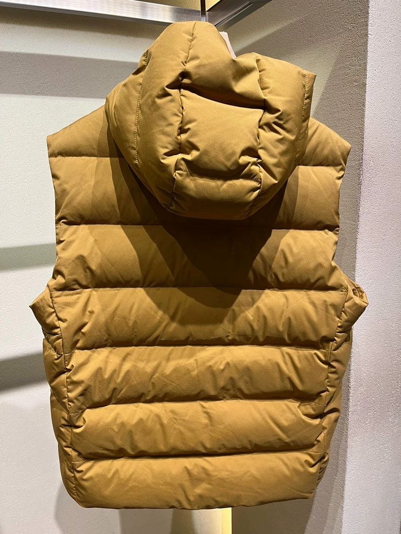 Other LORO PIANA A fur-lined down vest Size US XXL / EU 58 / 5 - 2 Thumbnail