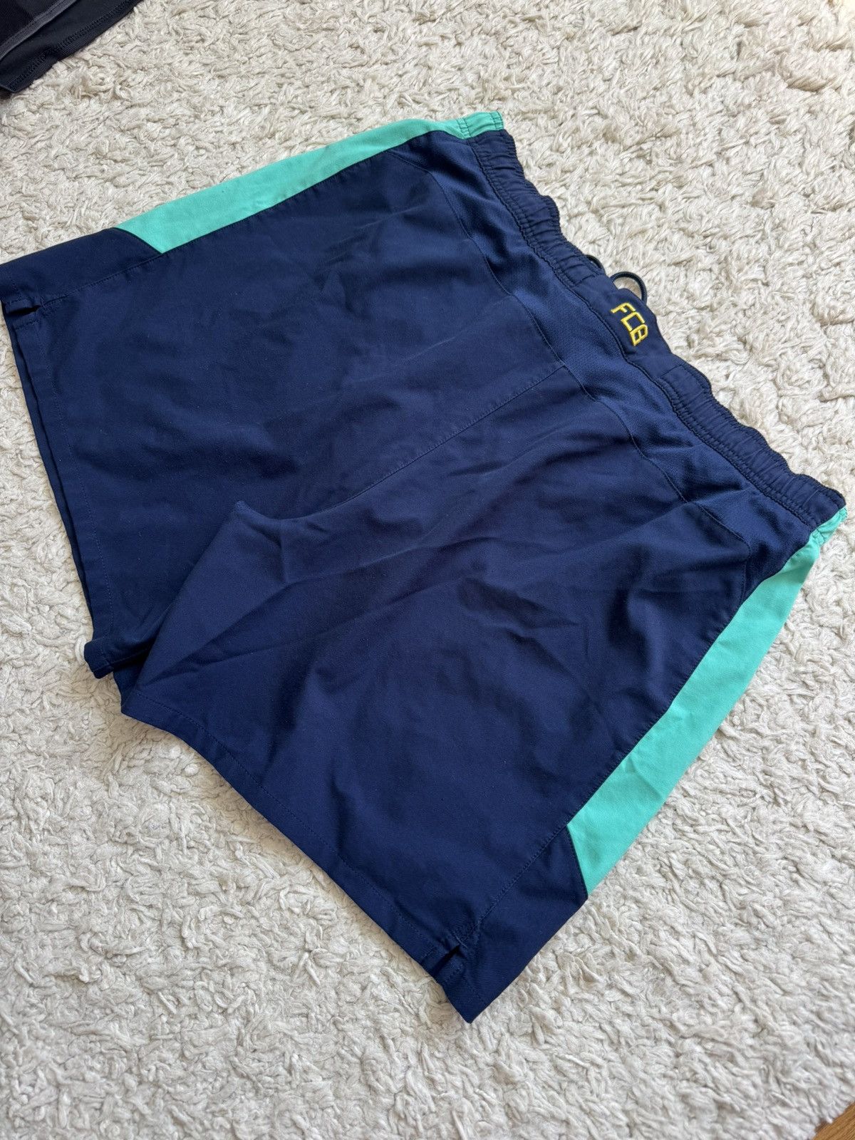 Nike Barcelona 2010-2011 Away Soccer Shorts Football Jersey Kit Size US 32 / EU 48 - 6 Thumbnail