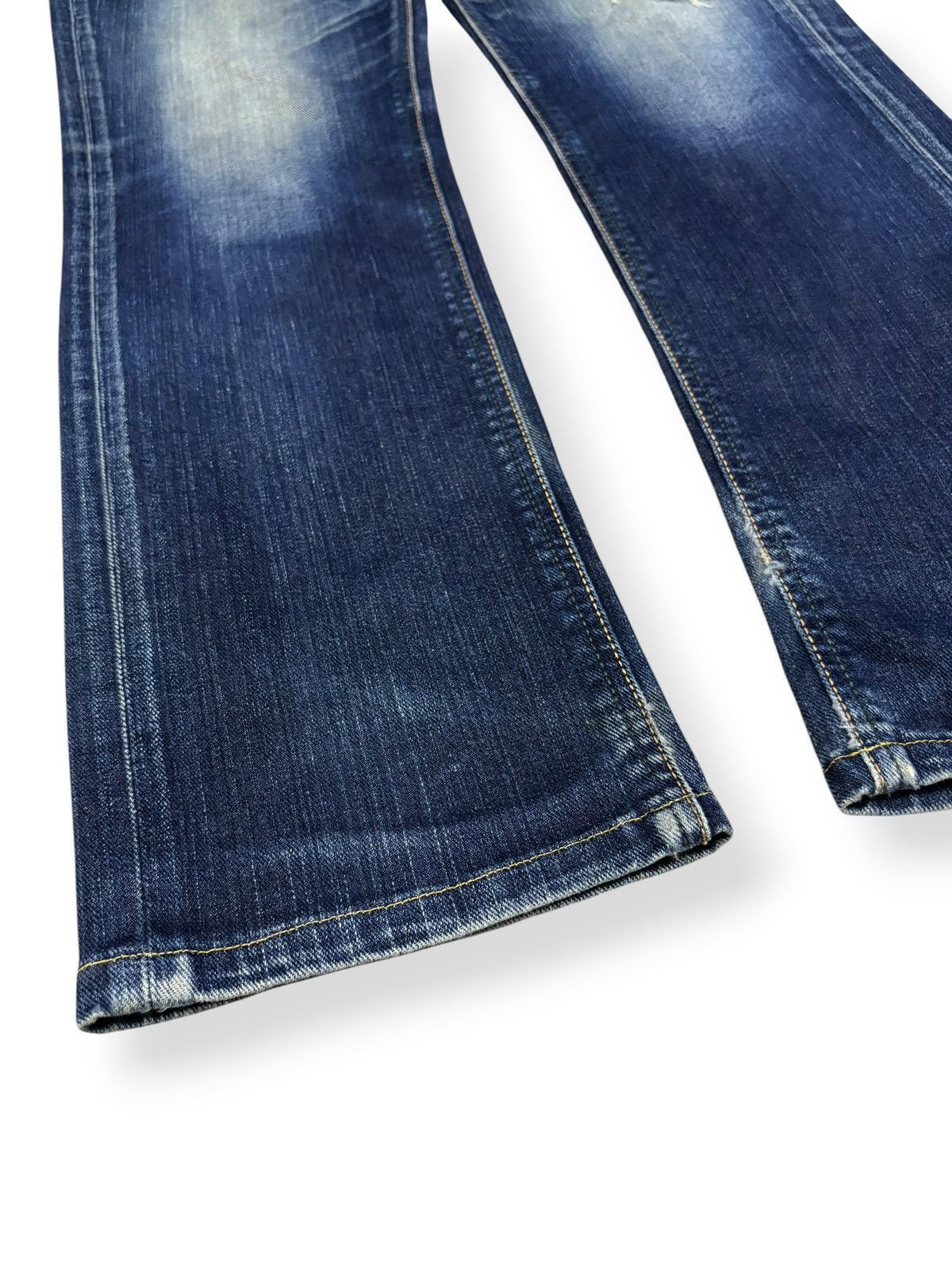 Lee × Number (N)ine Vintage Lee 1O1 Whiskers Wash Slim Straight Distressed Jeans Size US 32 / EU 48 - 6 Thumbnail