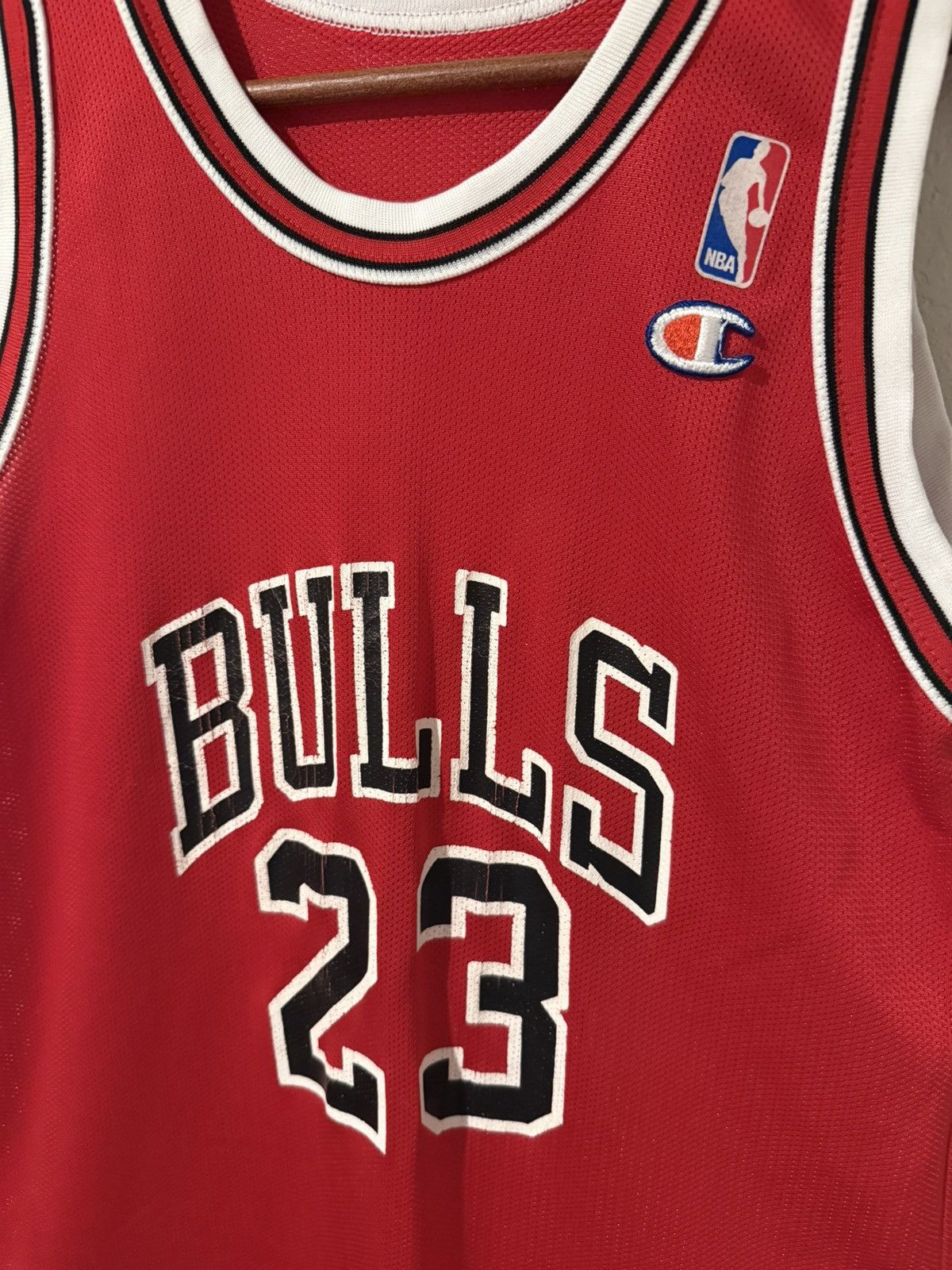 NBA Vintage Michael Jordan Chicago Bulls Jersey Champion Size US S / EU 44-46 / 1 - 2 Thumbnail