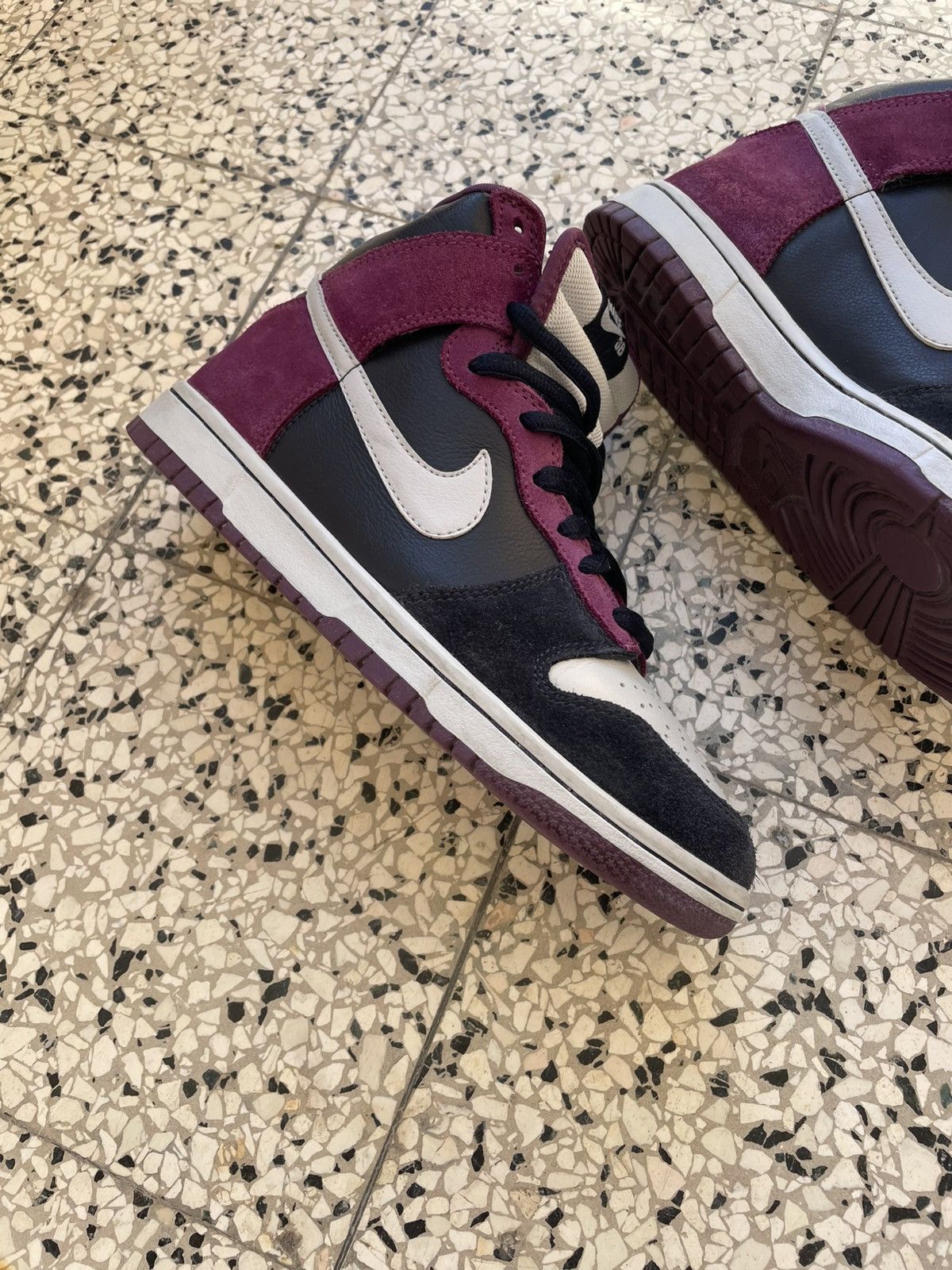 Nike SB Rare Nike Dunk SB unhavens gate dark obsidian platinum 7.5 Size US 7.5 / EU 40-41 - 4 Thumbnail