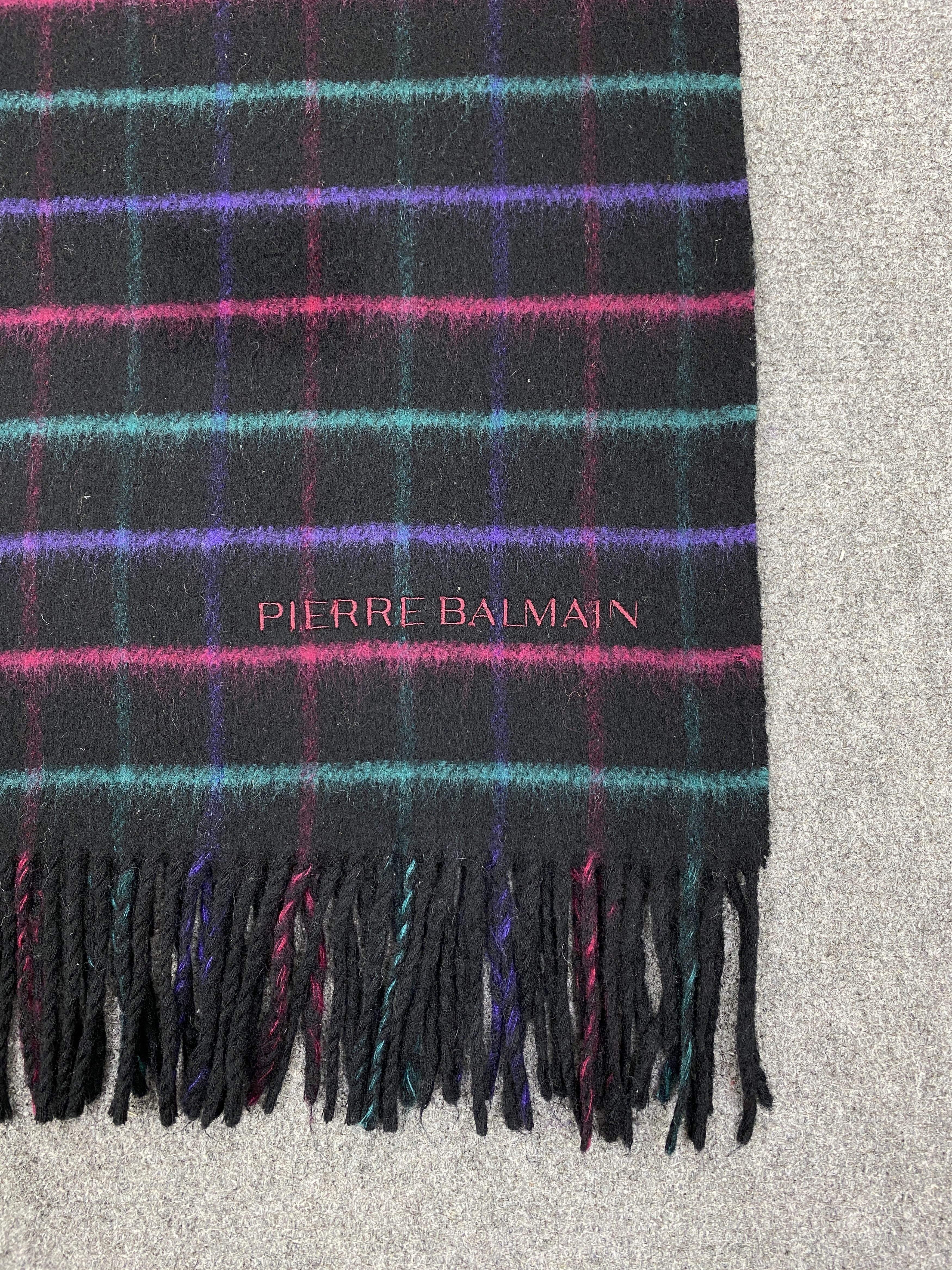 Pierre Balmain Vintage Pierre Balmain Scarf / Muffler / Neckwear SC0345 Size ONE SIZE - 4 Thumbnail