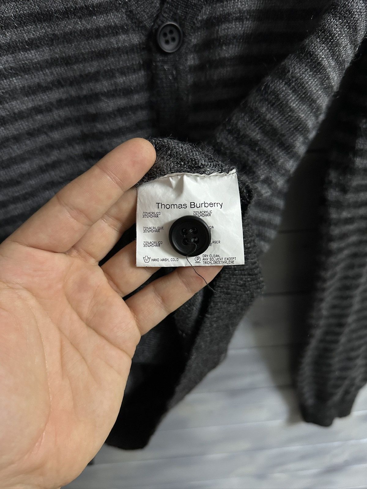 Burberry Rare Luxury Cardigan Burberry Thomas 30% Mohair Vintage Size US XL / EU 56 / 4 - 7 Thumbnail