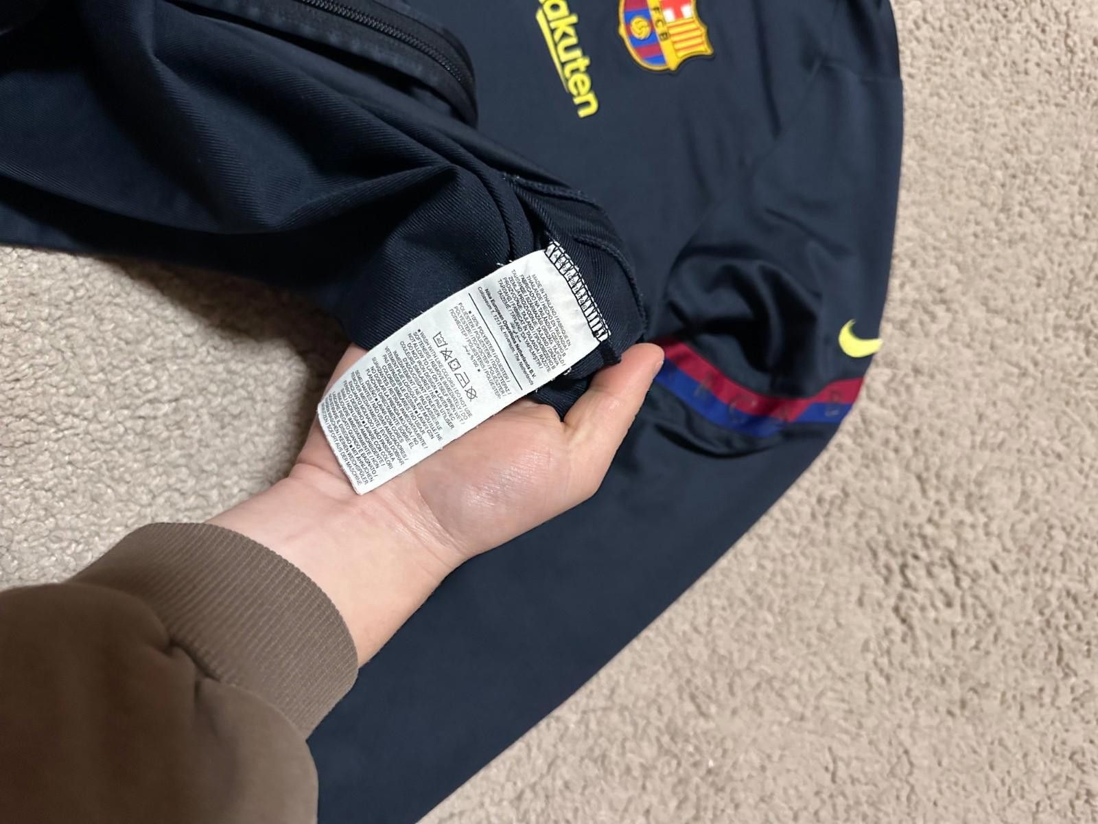 Nike 2020-21 Barcelona Nike Football Track Jacket Sz M Size US M / EU 48-50 / 2 - 6 Thumbnail