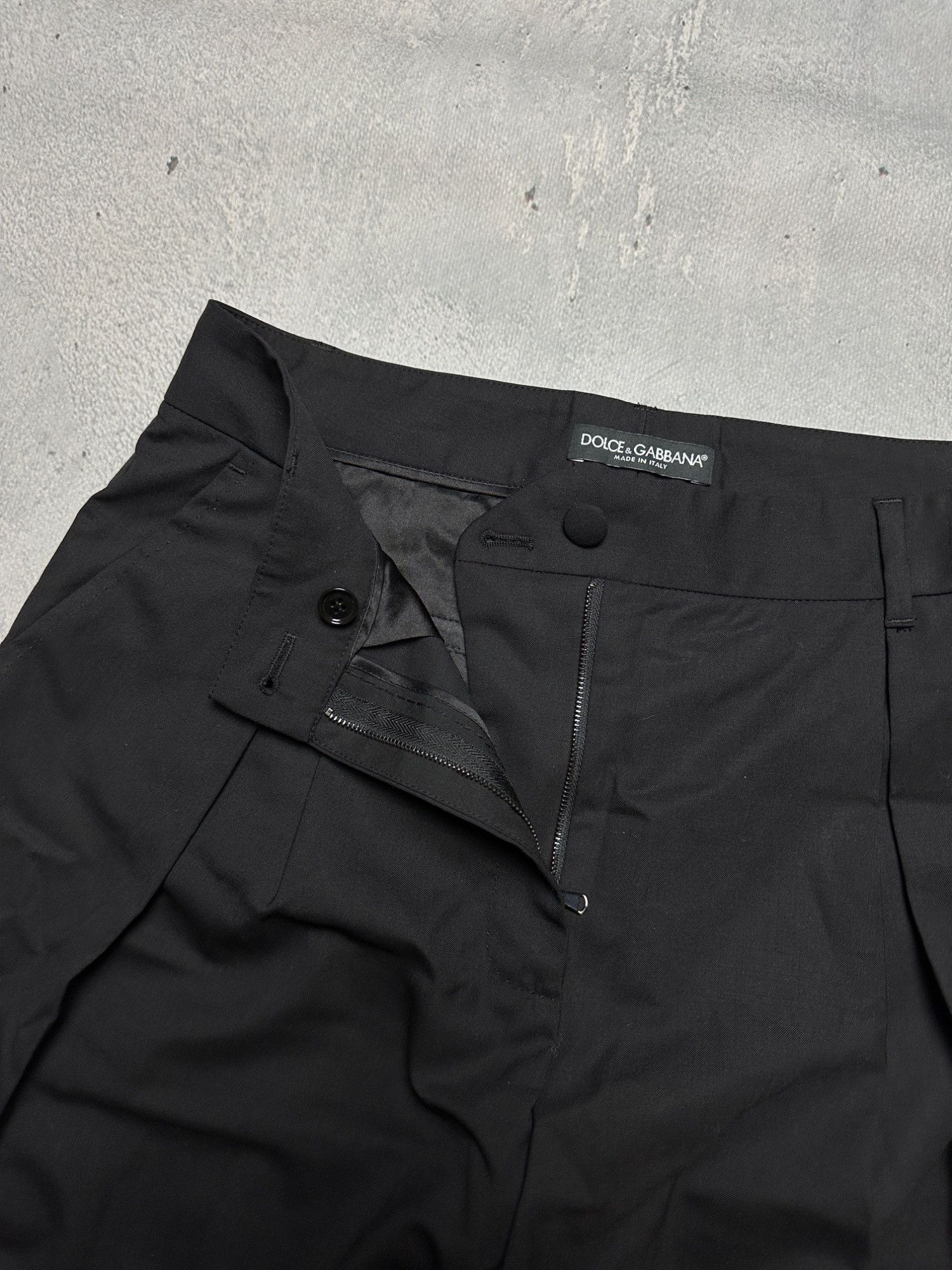 Dolce & Gabbana Black Pleated Trousers Size 42 Zip Ankle 90s