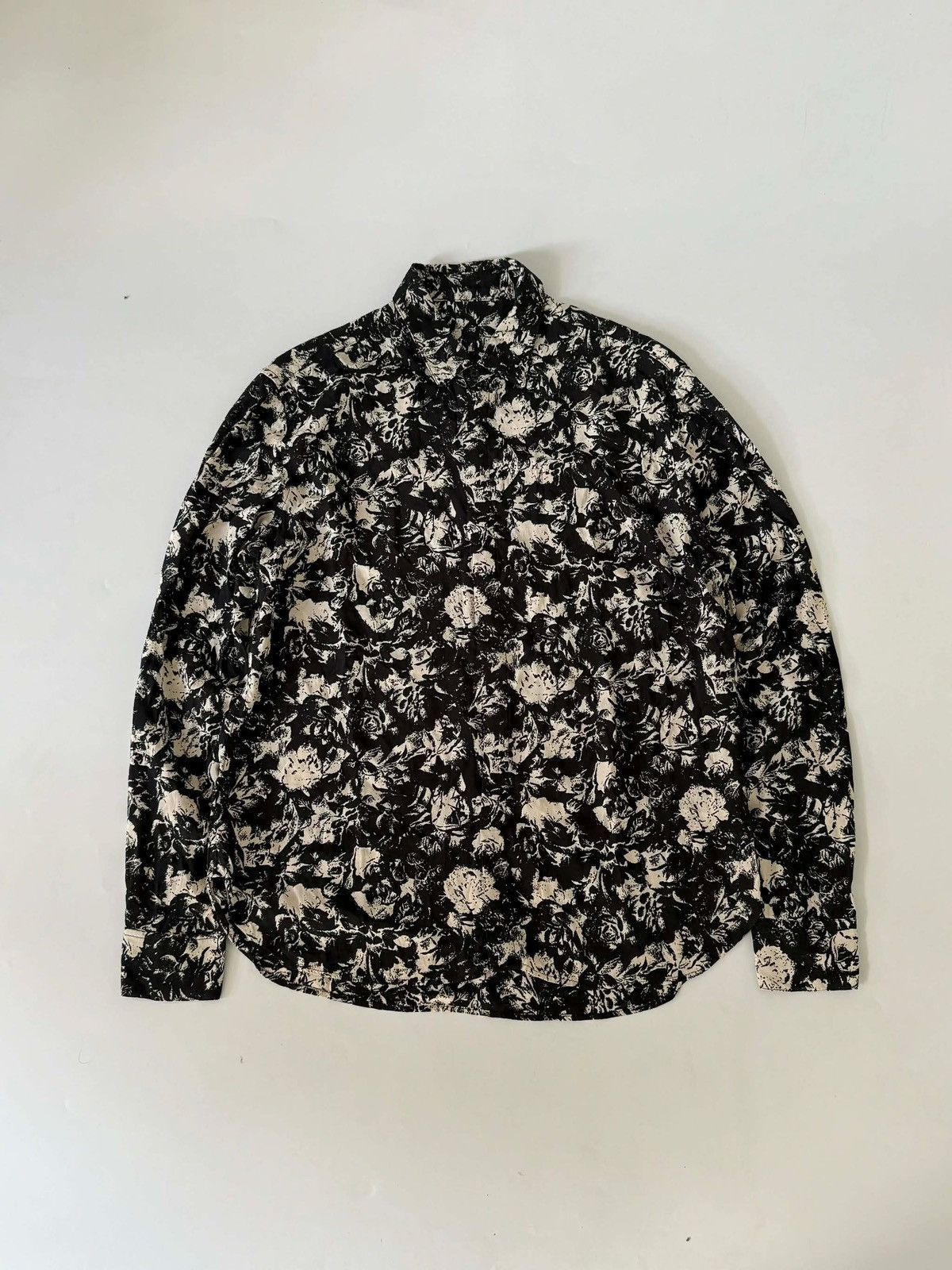 Saint Laurent Paris Saint Laurent Black & White French Rose Print Silk Shirt Size US M / EU 48-50 / 2 - 1 Thumbnail