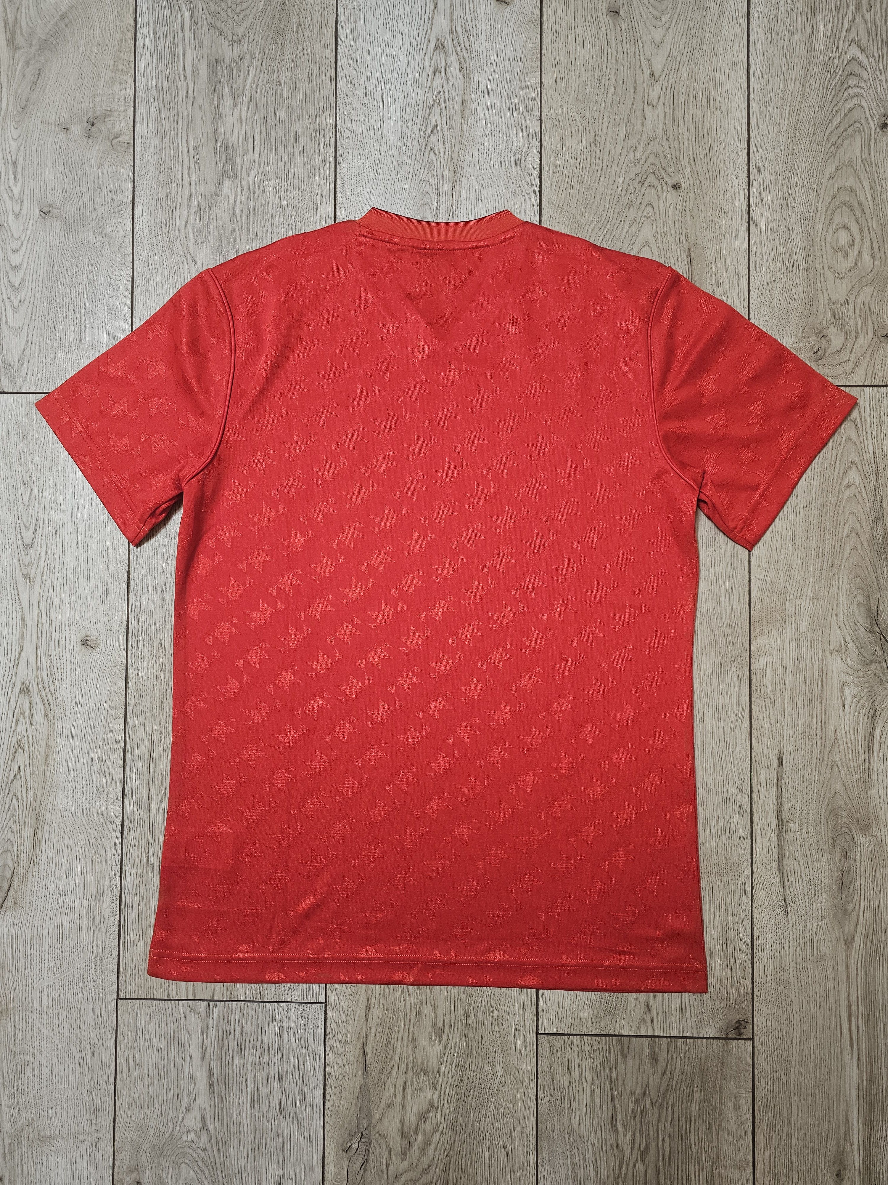 Adidas MANCHESTER UNITED 2018 DROP 1990 FOOTBALL SOCCER JERSEY Size US M / EU 48-50 / 2 - 2 Thumbnail