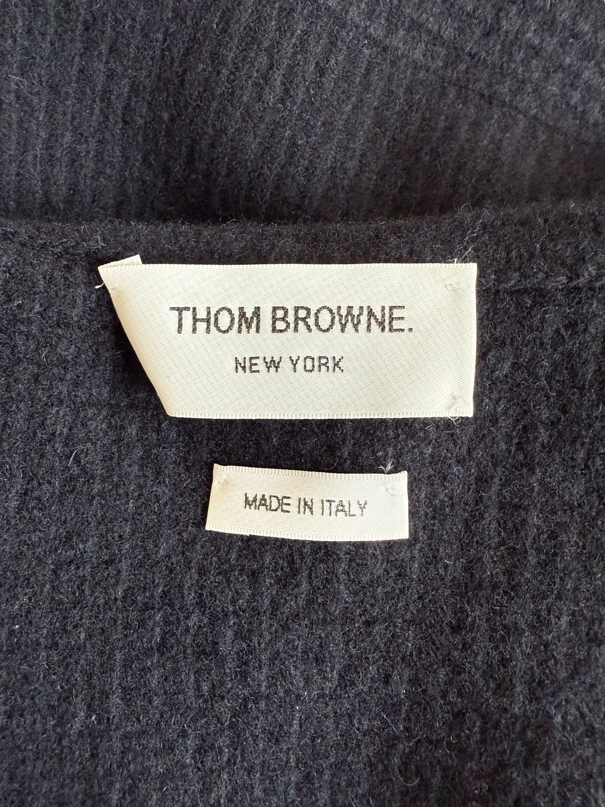 Thom Browne Thom Browne Tonal 4-Bar Roll Neck Size XS / US 0-2 / IT 36-38 - 5 Thumbnail