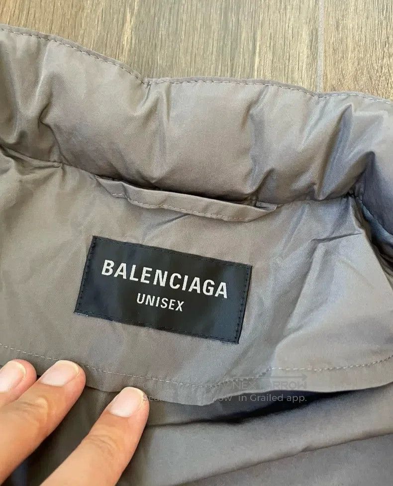 Balenciaga Balenciaga Tape windbreaker jacket, windproof and rainproo Size US L / EU 52-54 / 3 - 4 Thumbnail